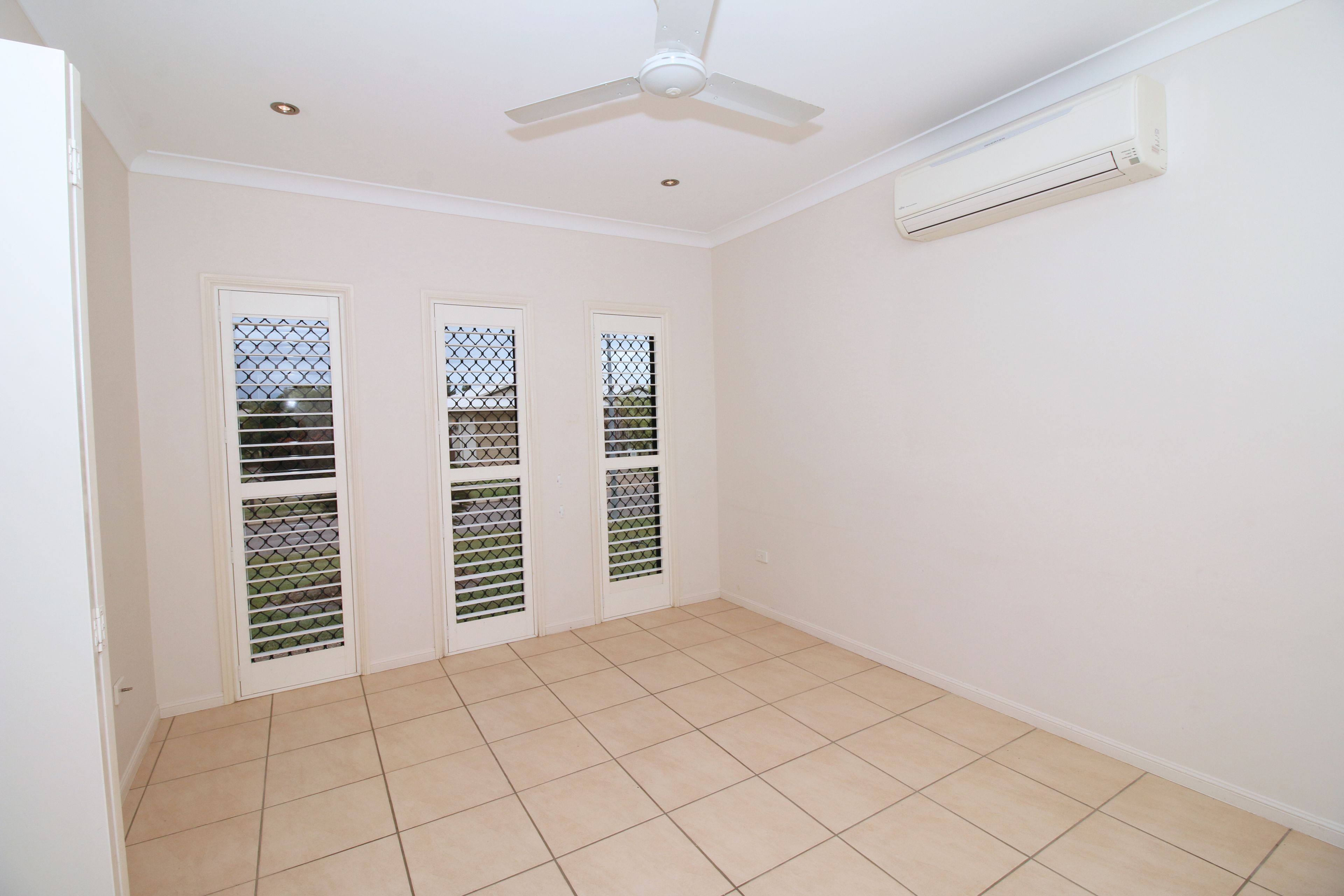 42 Scrubwren Circuit, Bohle Plains, QLD 4817