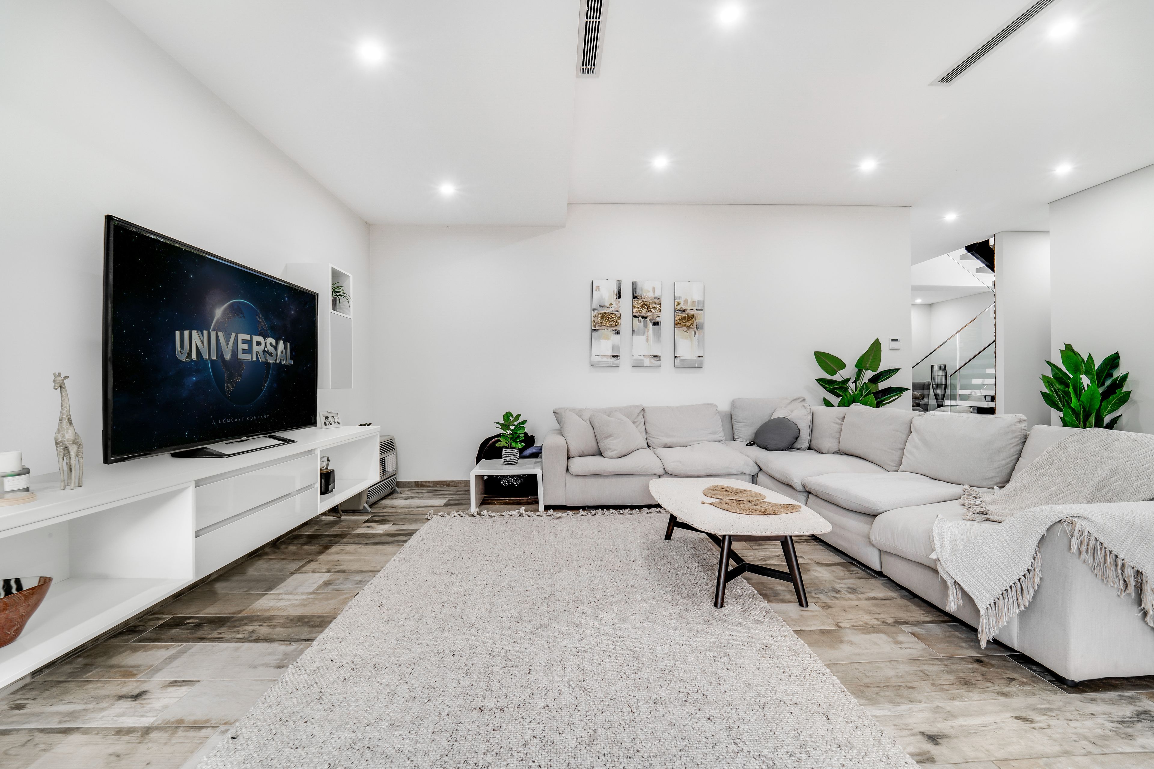 178 Willowdale Drive, Denham Court, NSW 2565