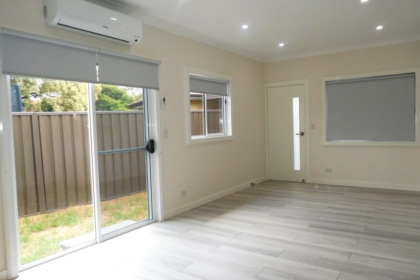 3A Belbowrie Glen, St Clair, NSW 2759
