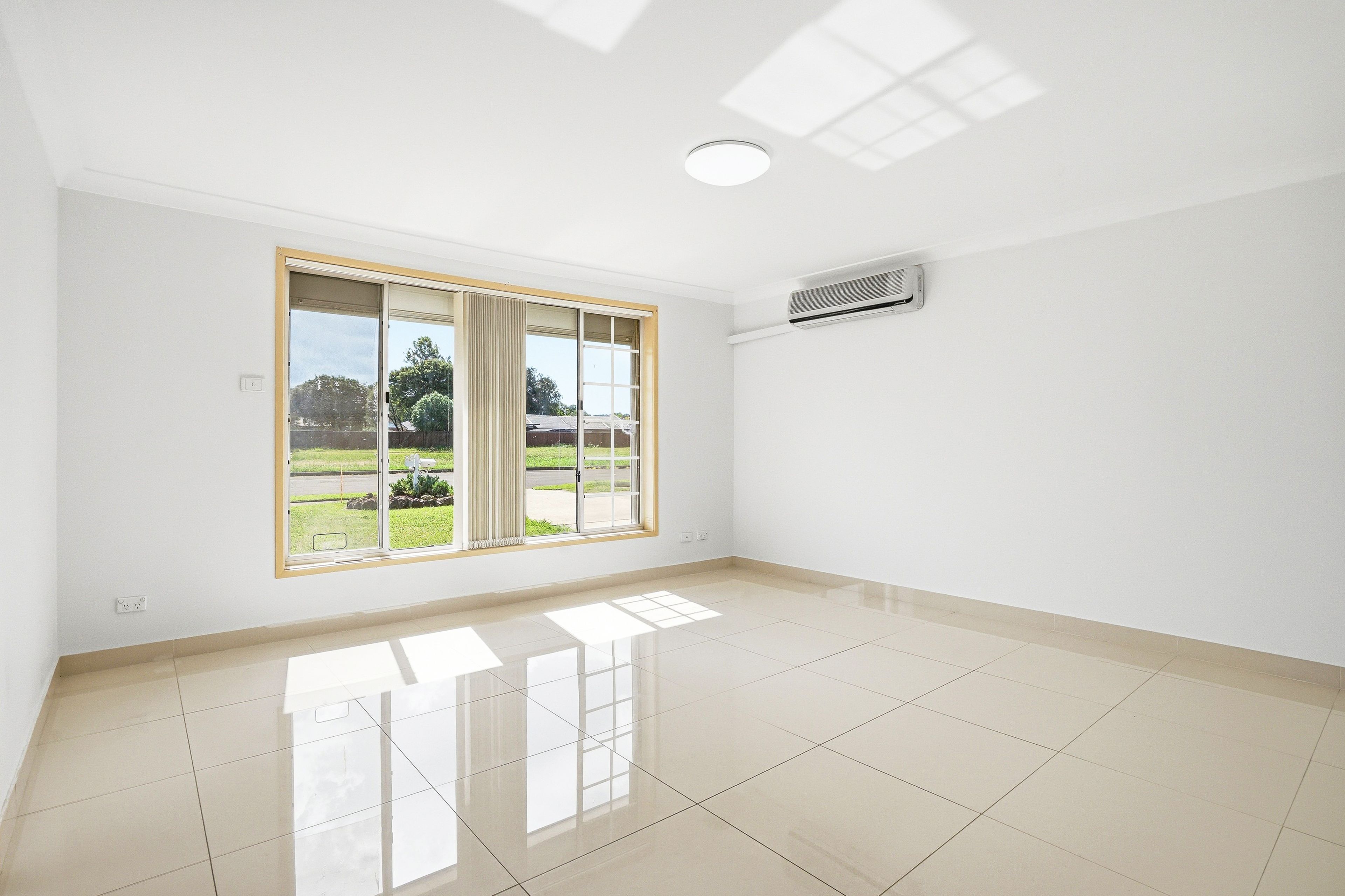 24A Stromlo Street, Bossley Park, NSW 2176