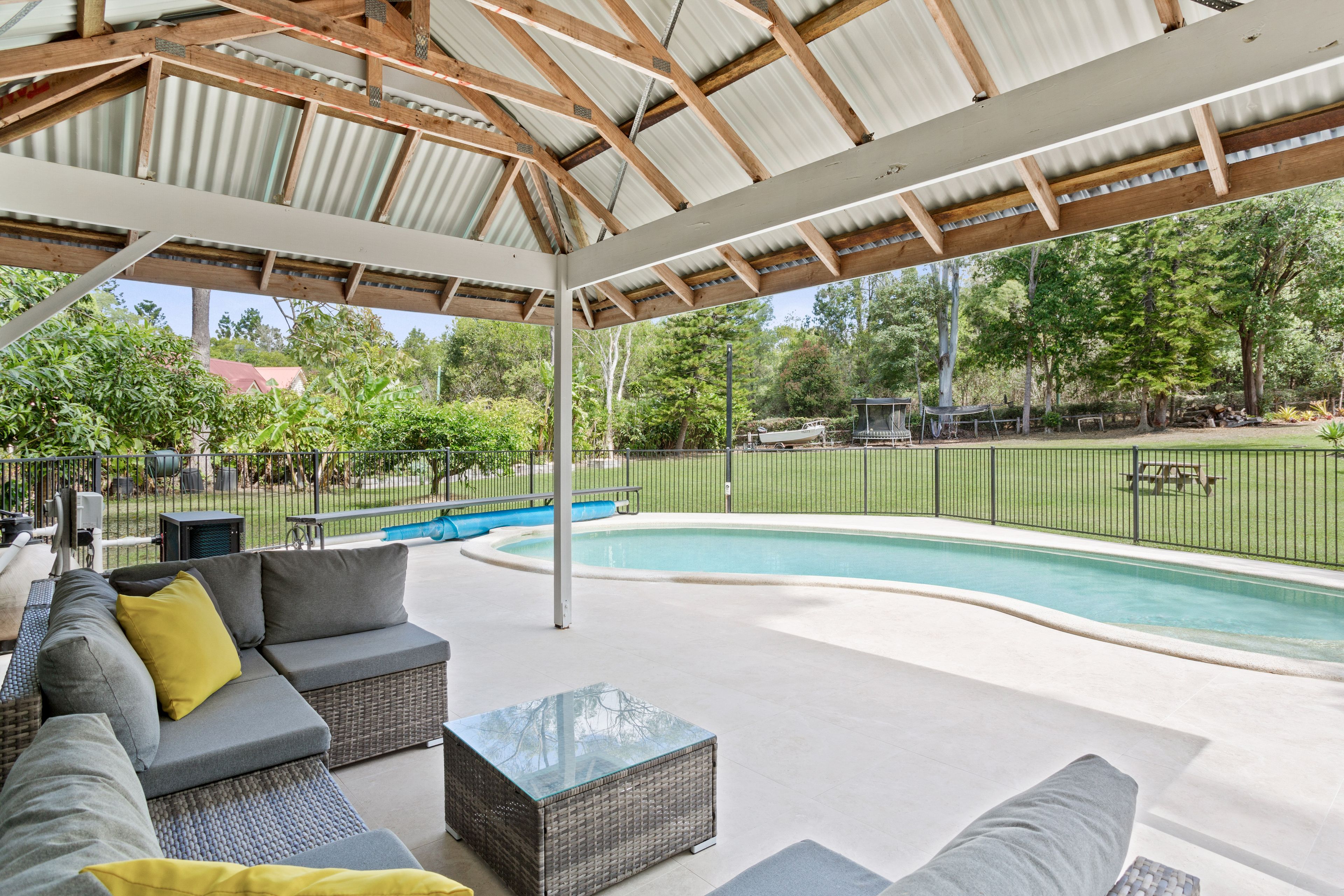 86 Glenmore Drive — photo 8 of 30