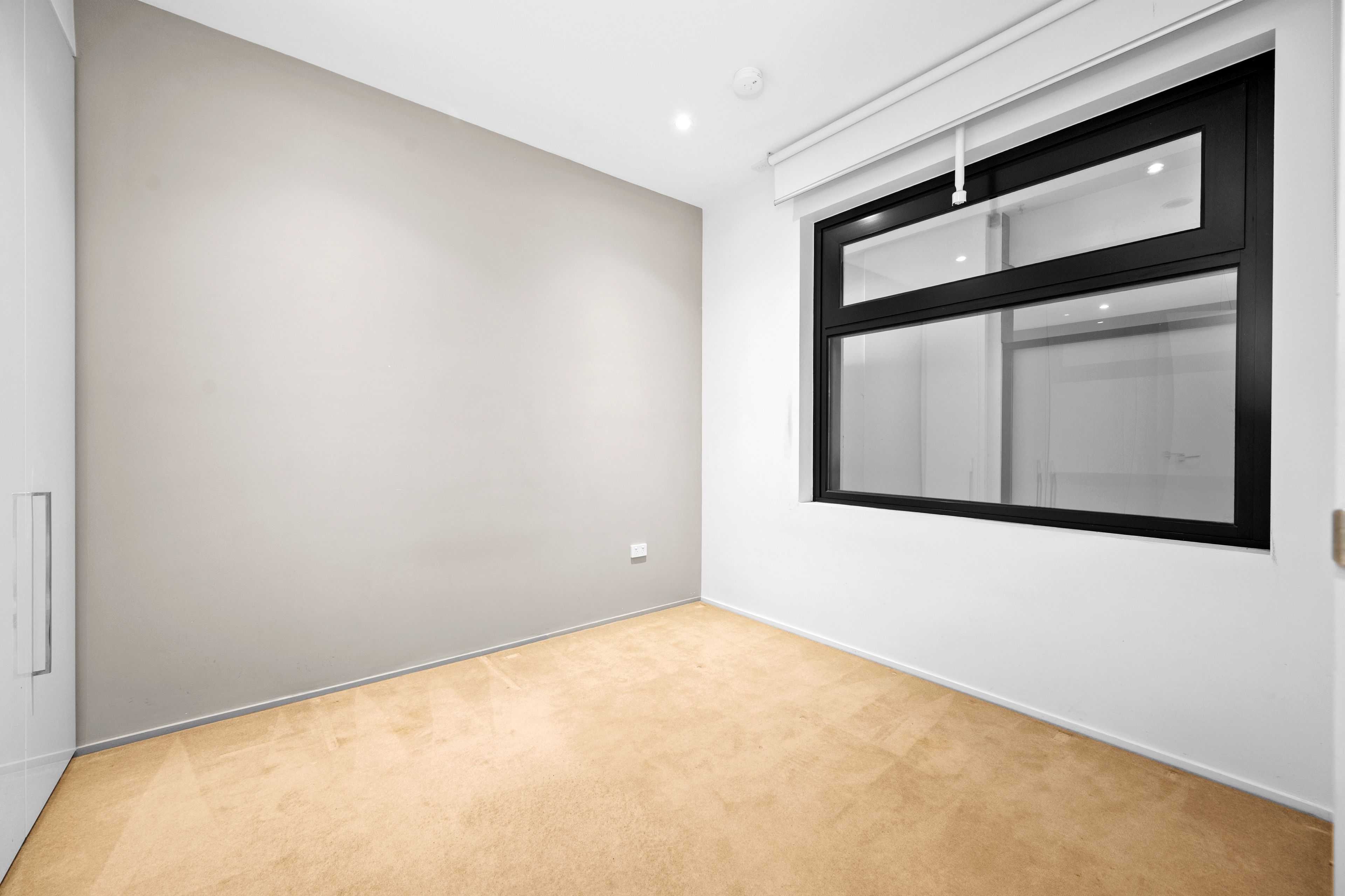210/6 Galloway Street — photo 8 of 18
