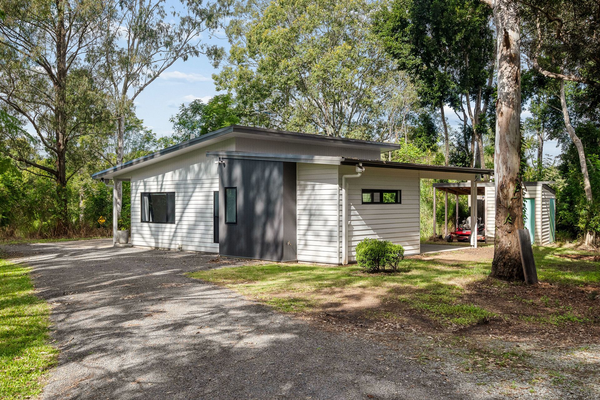 14 Dundialla Way — photo 8 of 21