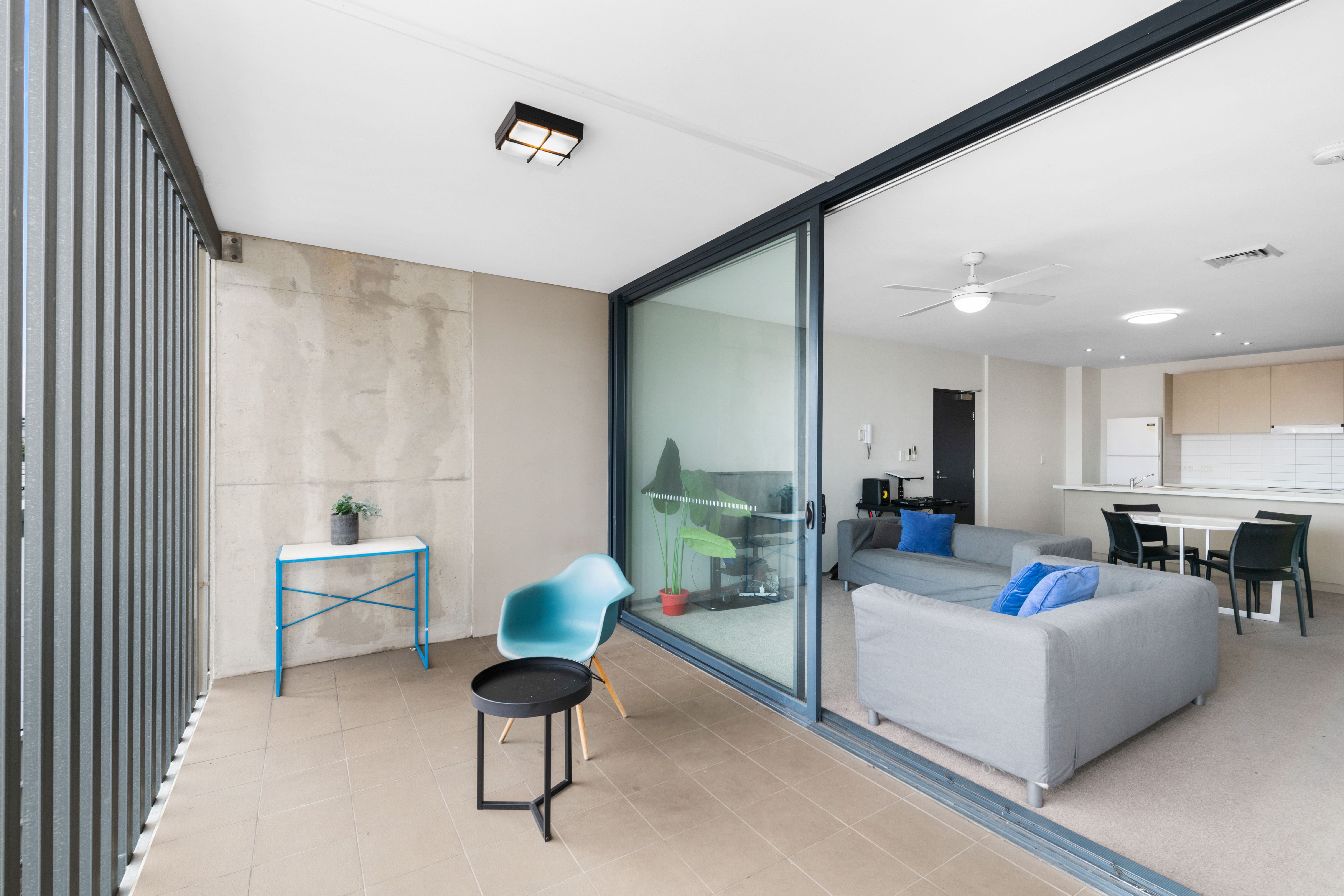 77 Jurgens Street, Woolloongabba QLD 4102