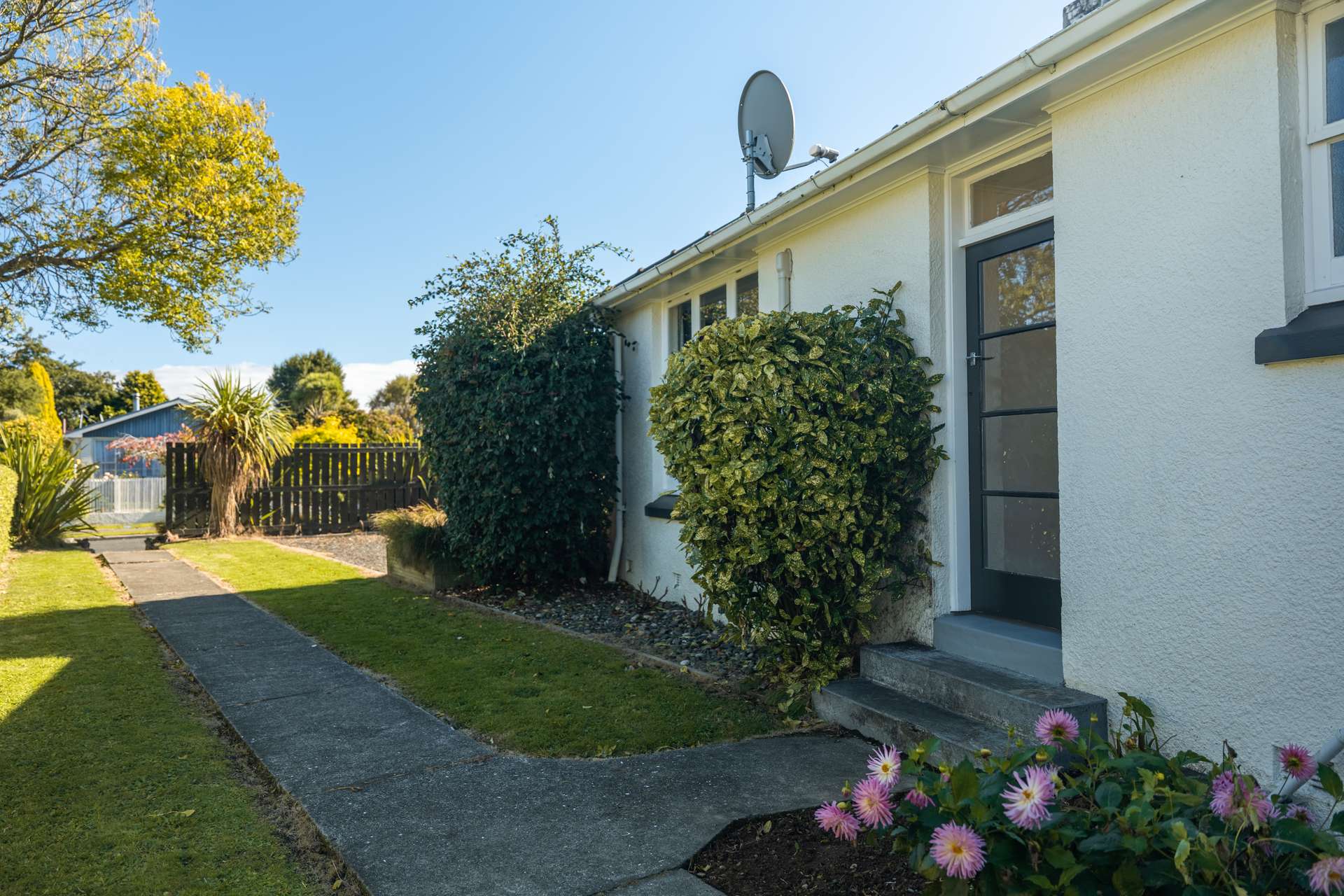 76 Adamson Crescent photo 17