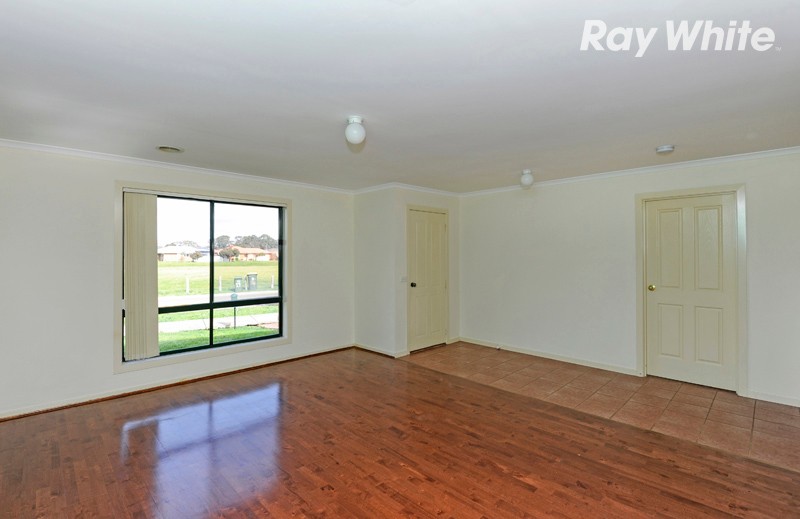 14 Serenity Way, South Morang, VIC 3752