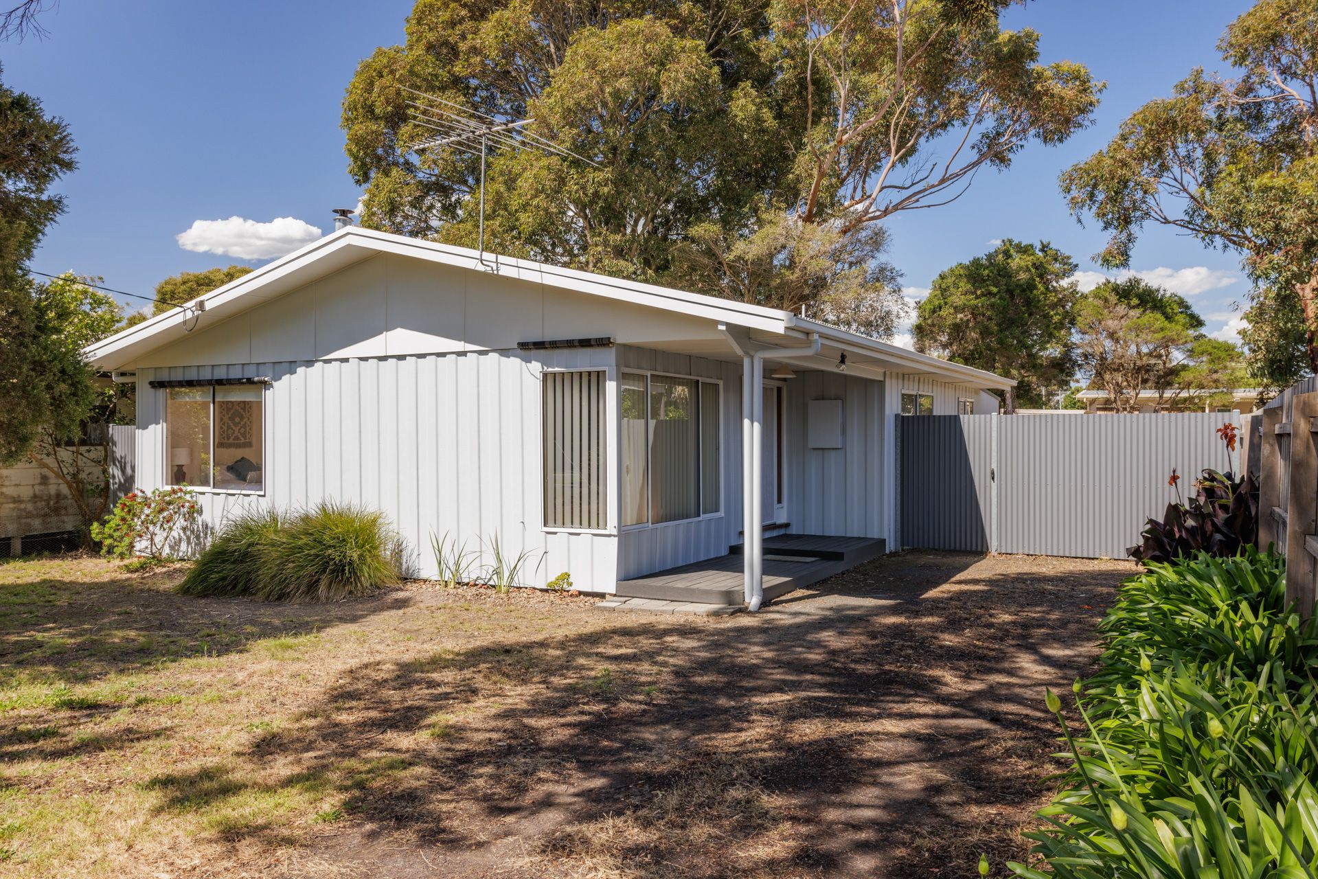 37 Churchill Drive, Cowes VIC 3922