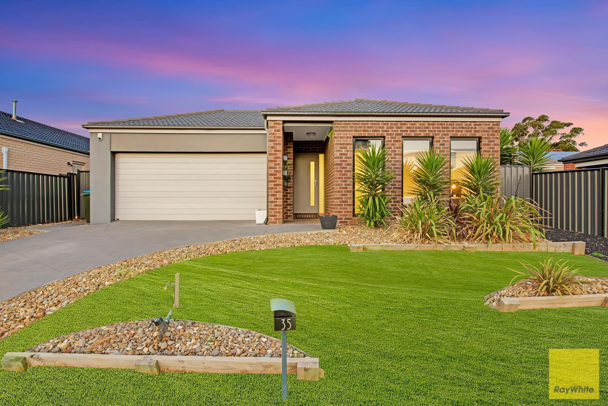 35 Rifflebird Drive, Tarneit VIC 3029