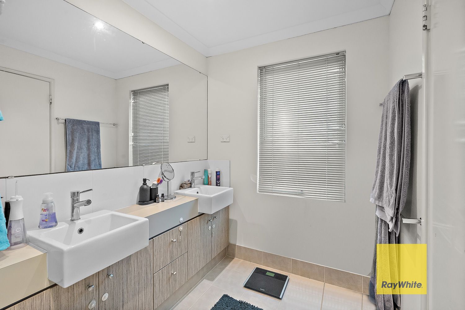 5/50 Suttor Drive — photo 10 of 14