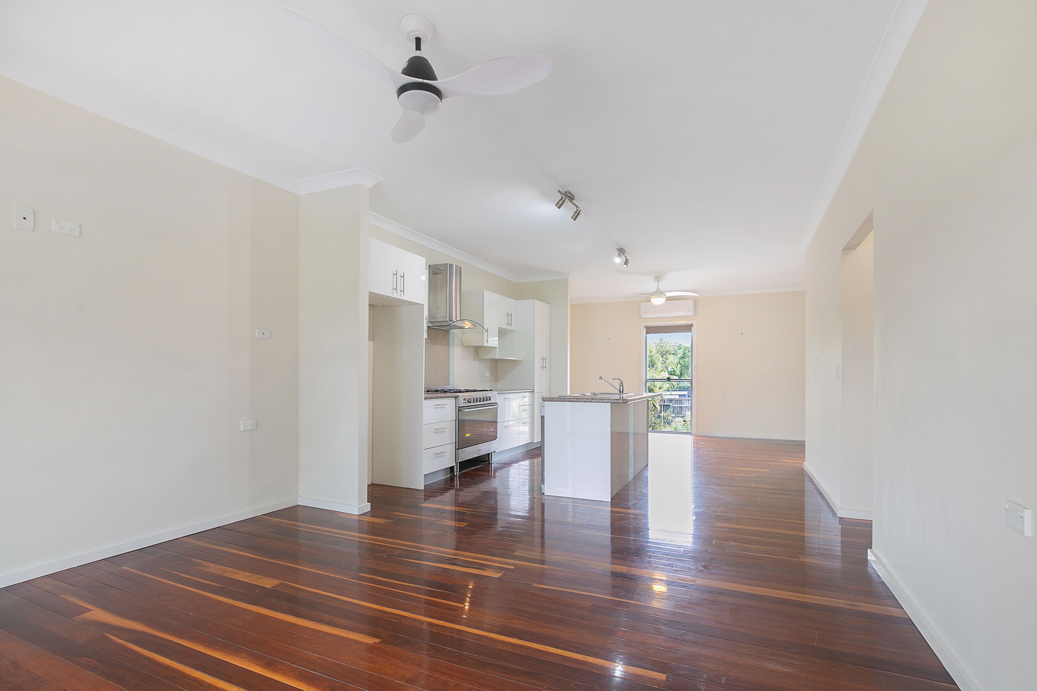 8 Batten Street, Kedron, QLD 4031