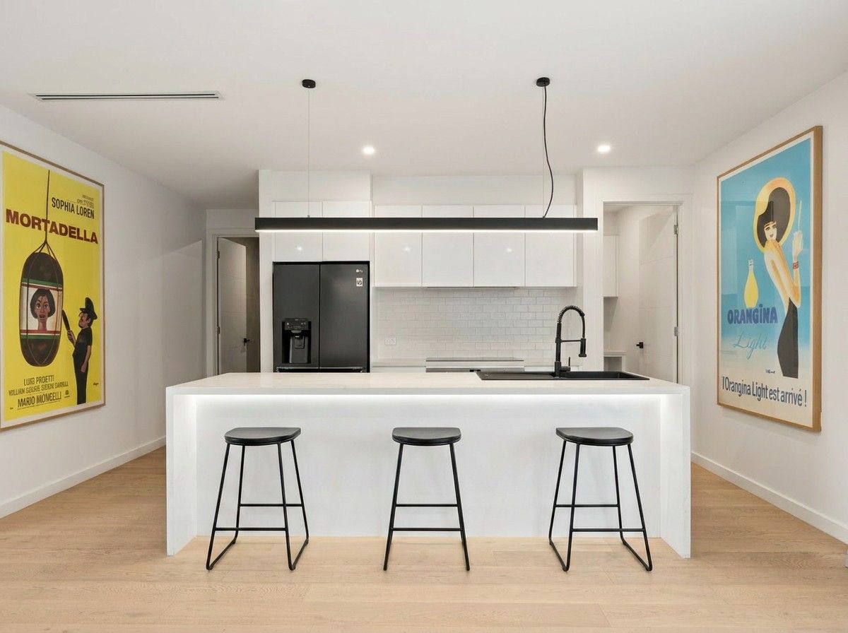 22 Capel Avenue — photo 3 of 19
