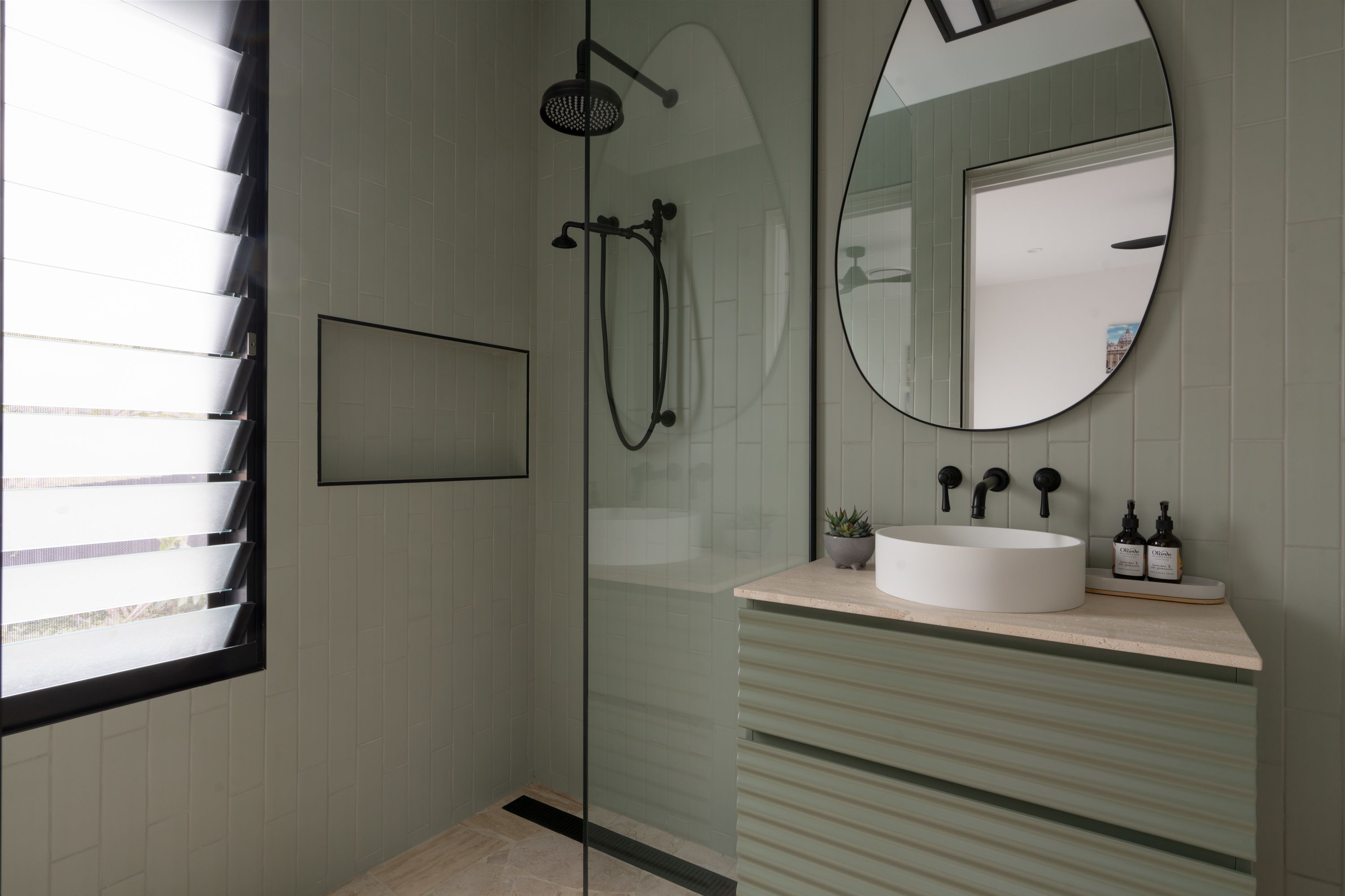32 Long Street — photo 21 of 25