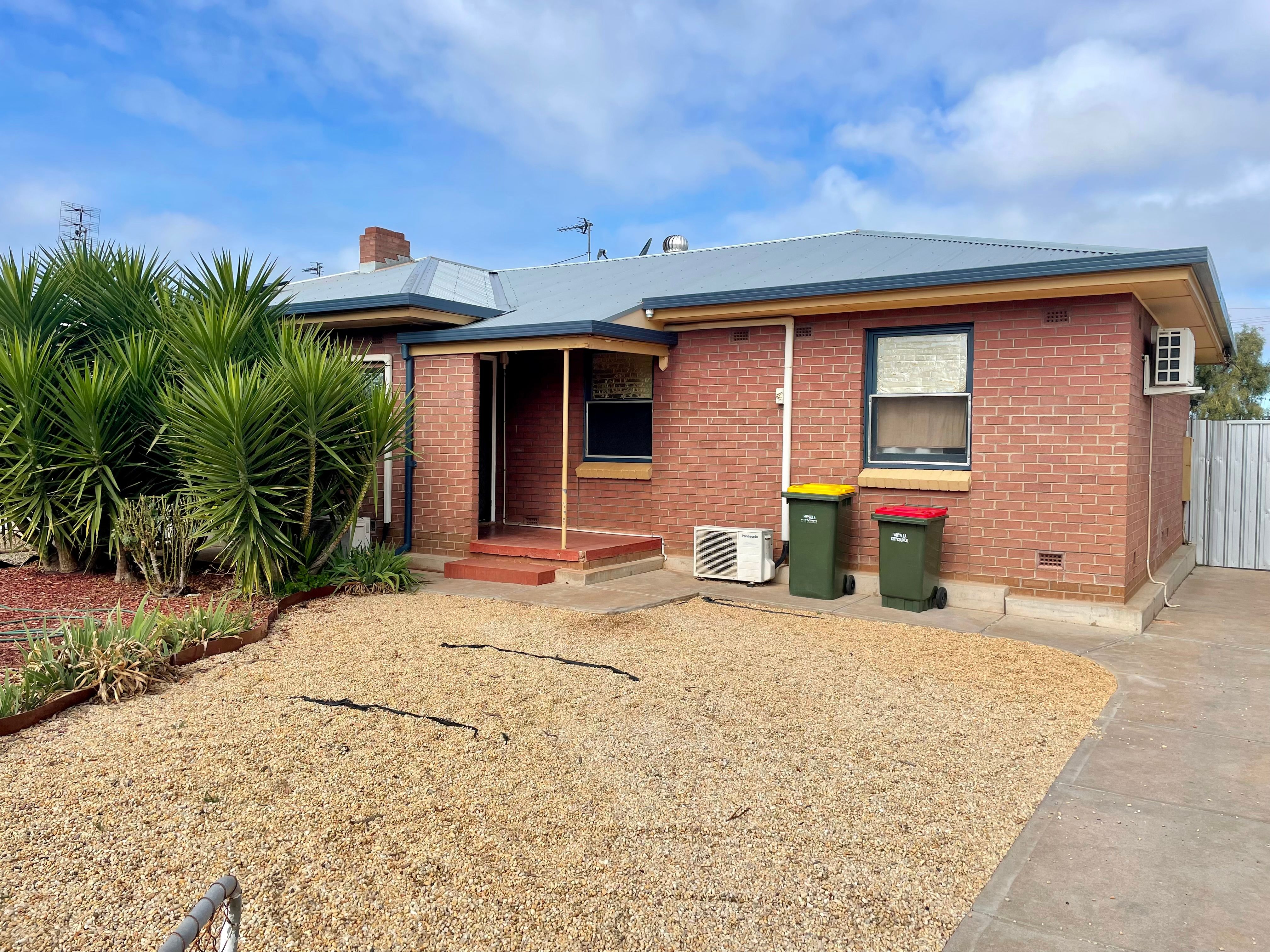 11 Heward Street, Whyalla Norrie, SA 5608