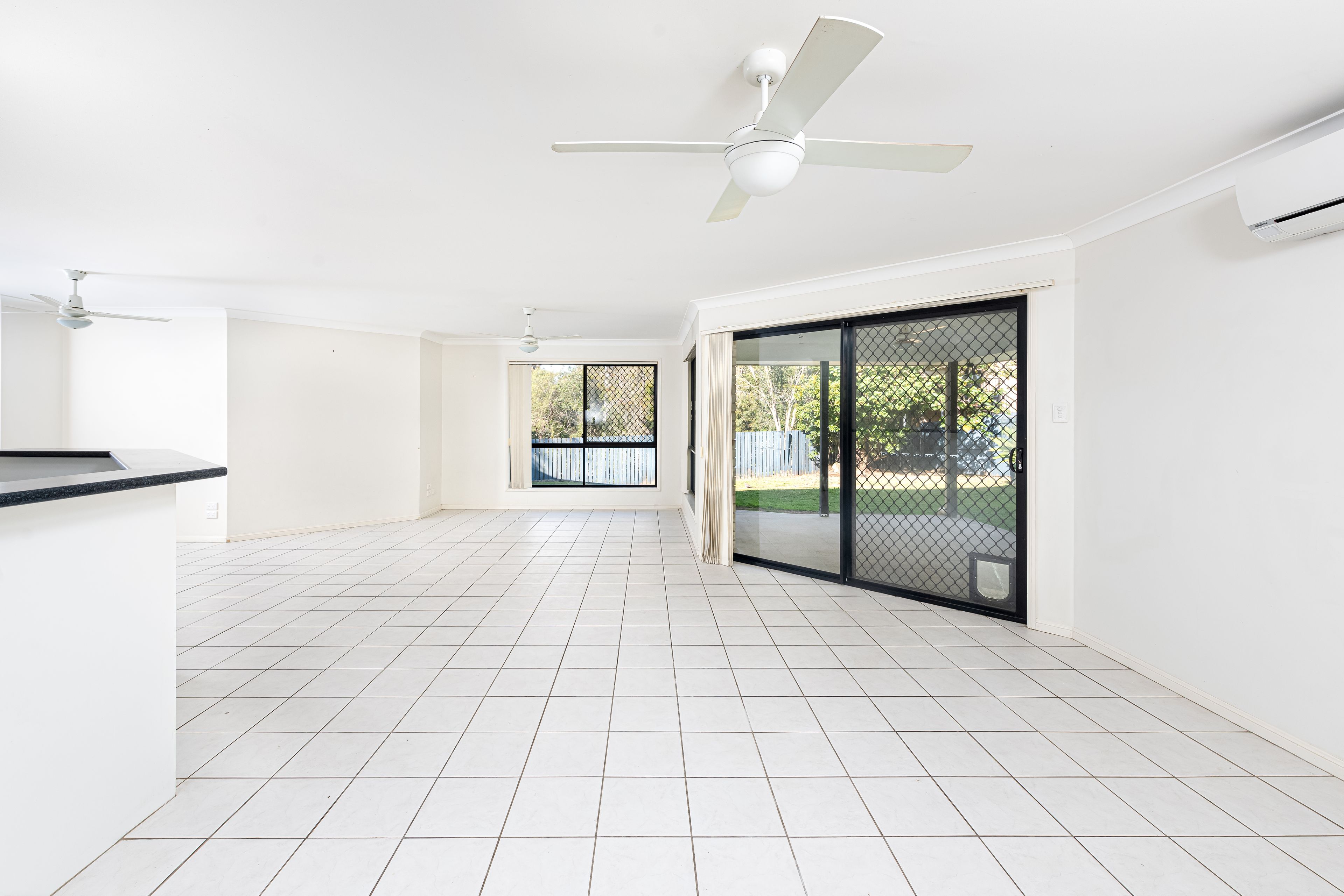 8 Kennerton Court, Morayfield, QLD 4506