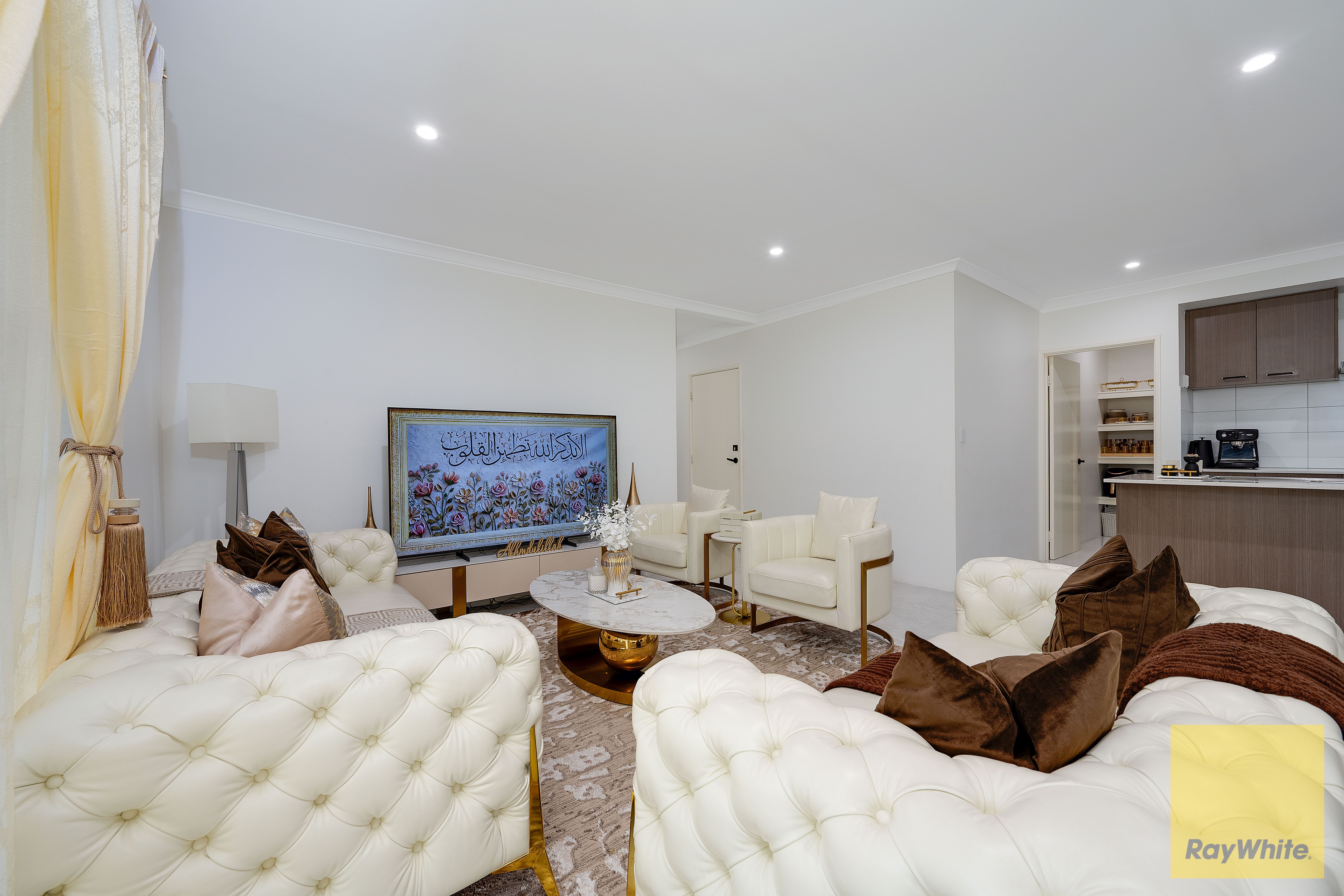 19 Alabaster Road — photo 8 of 23