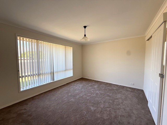 2 Lawson Street, Victor Harbor, SA 5211