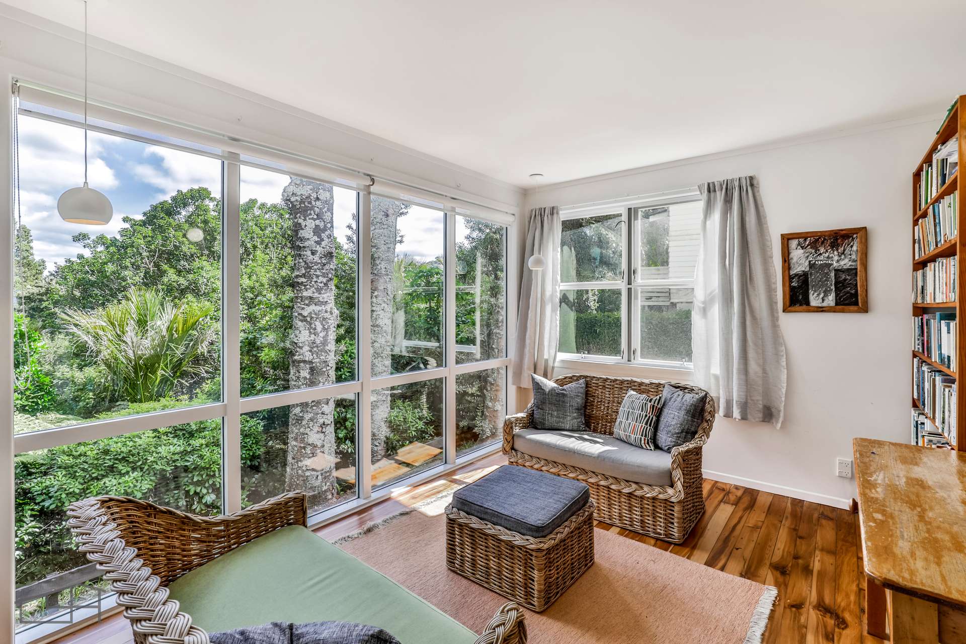 575 South Titirangi Road photo 6