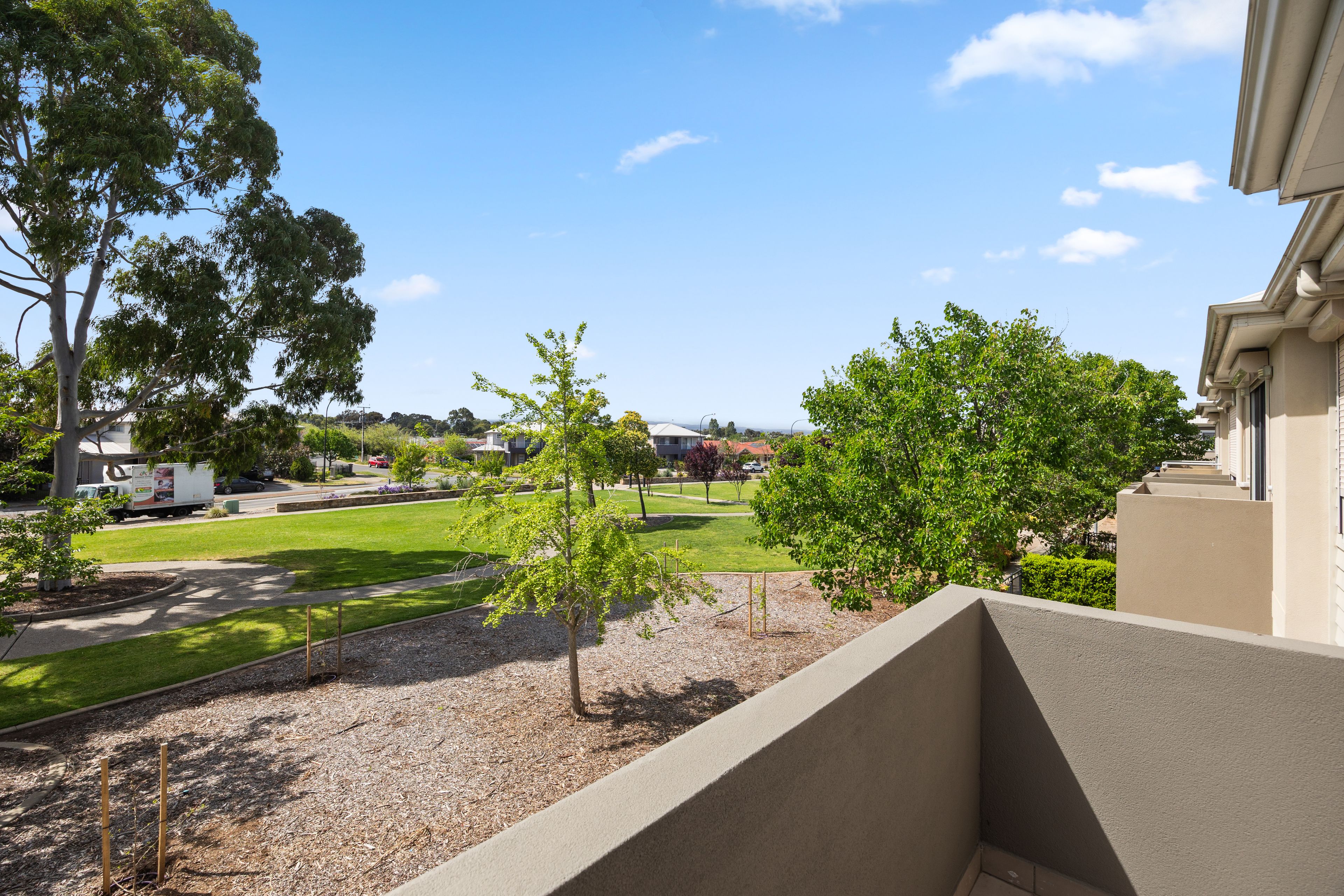 16 Telfer Street — photo 13 of 17
