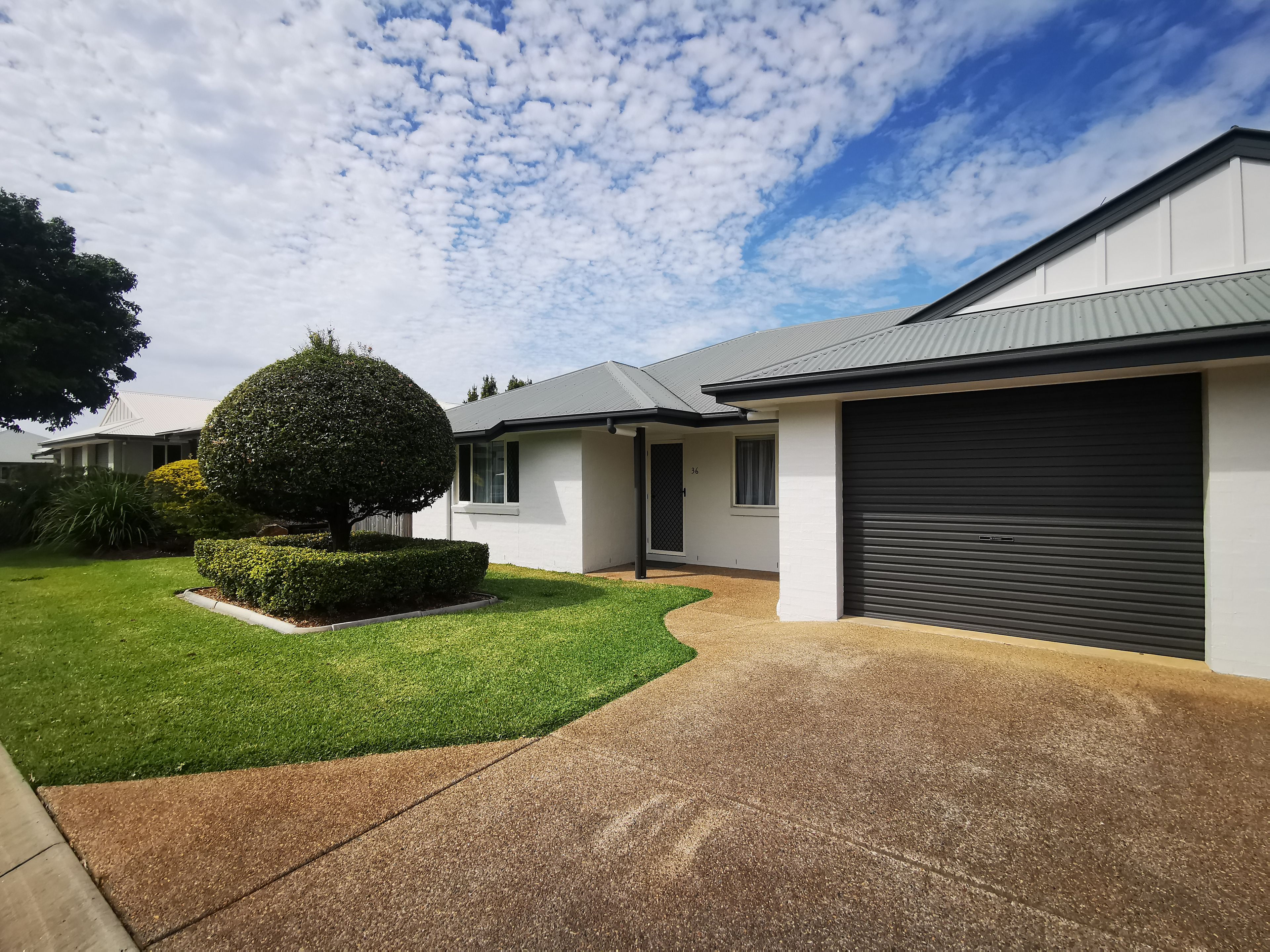 8 Zahner Place, Manly West QLD 4179