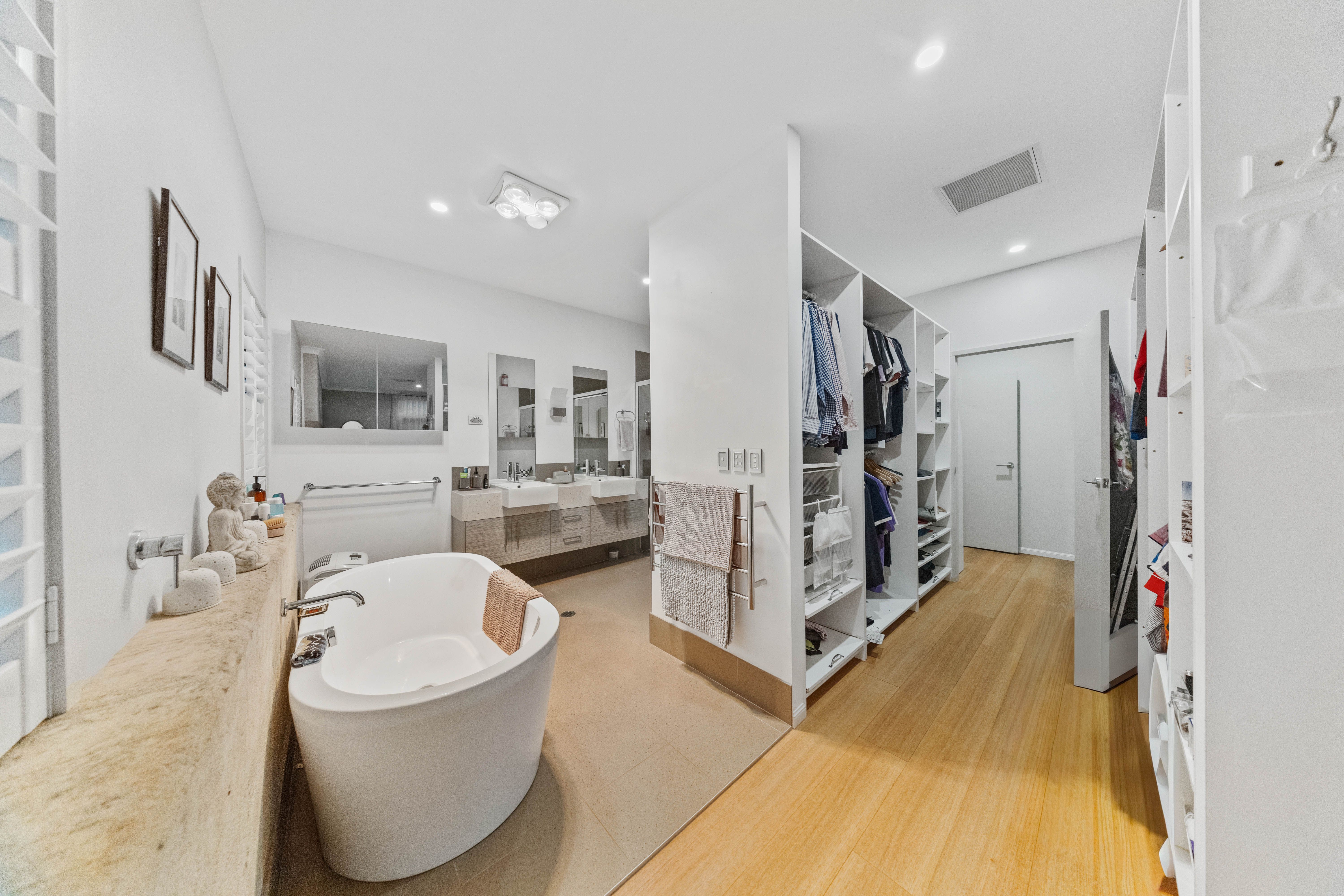 15 Mitchell Lane — photo 11 of 30