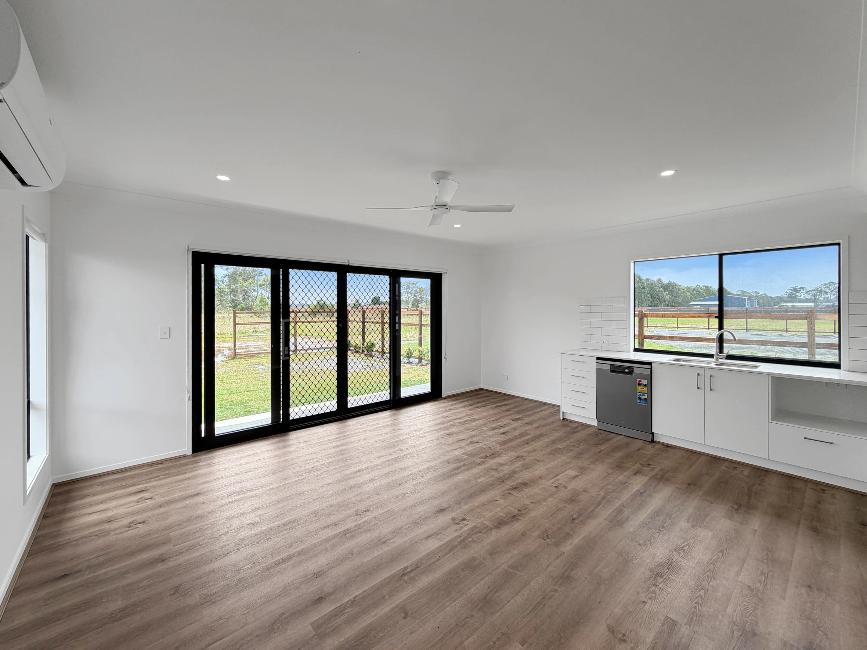27A Bimbadeen Drive, St Helens, QLD 4650