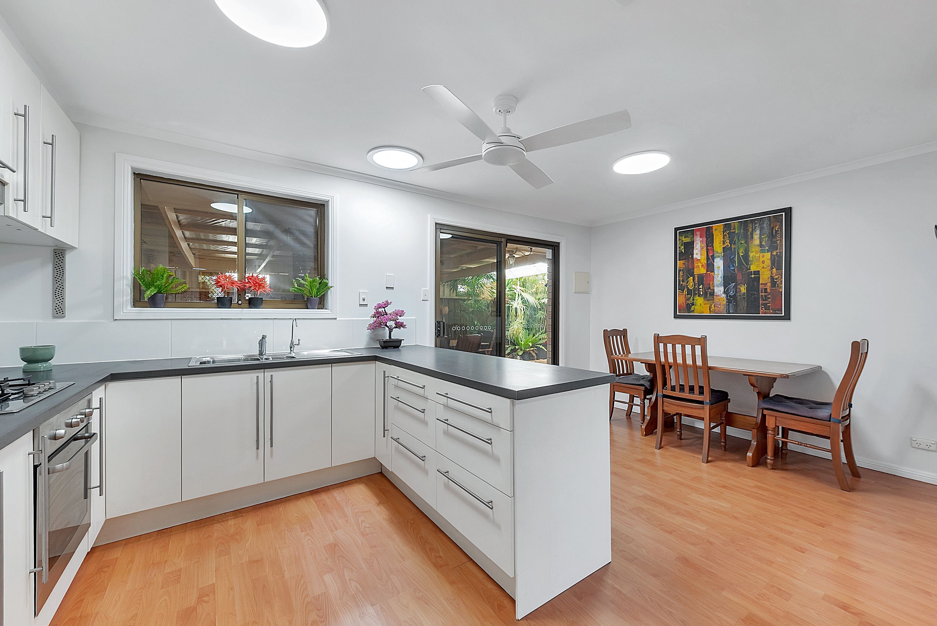 2/1 Piringa Avenue — photo 4 of 9