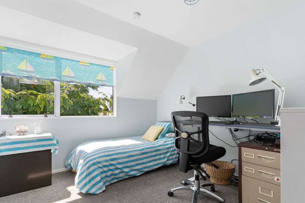 82A Withells Road photo 25