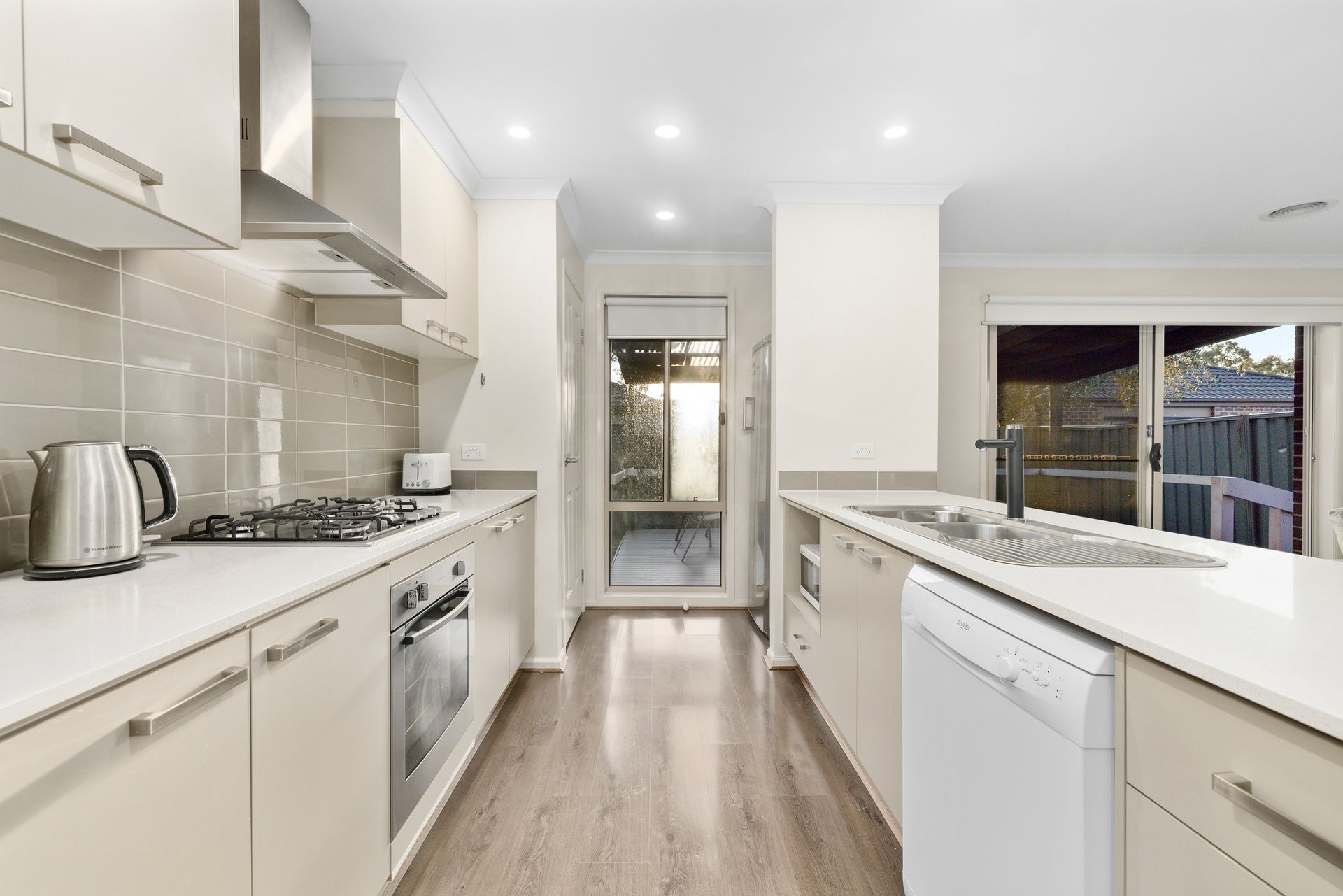 4 Wagner Close, Cranbourne East, VIC 3977