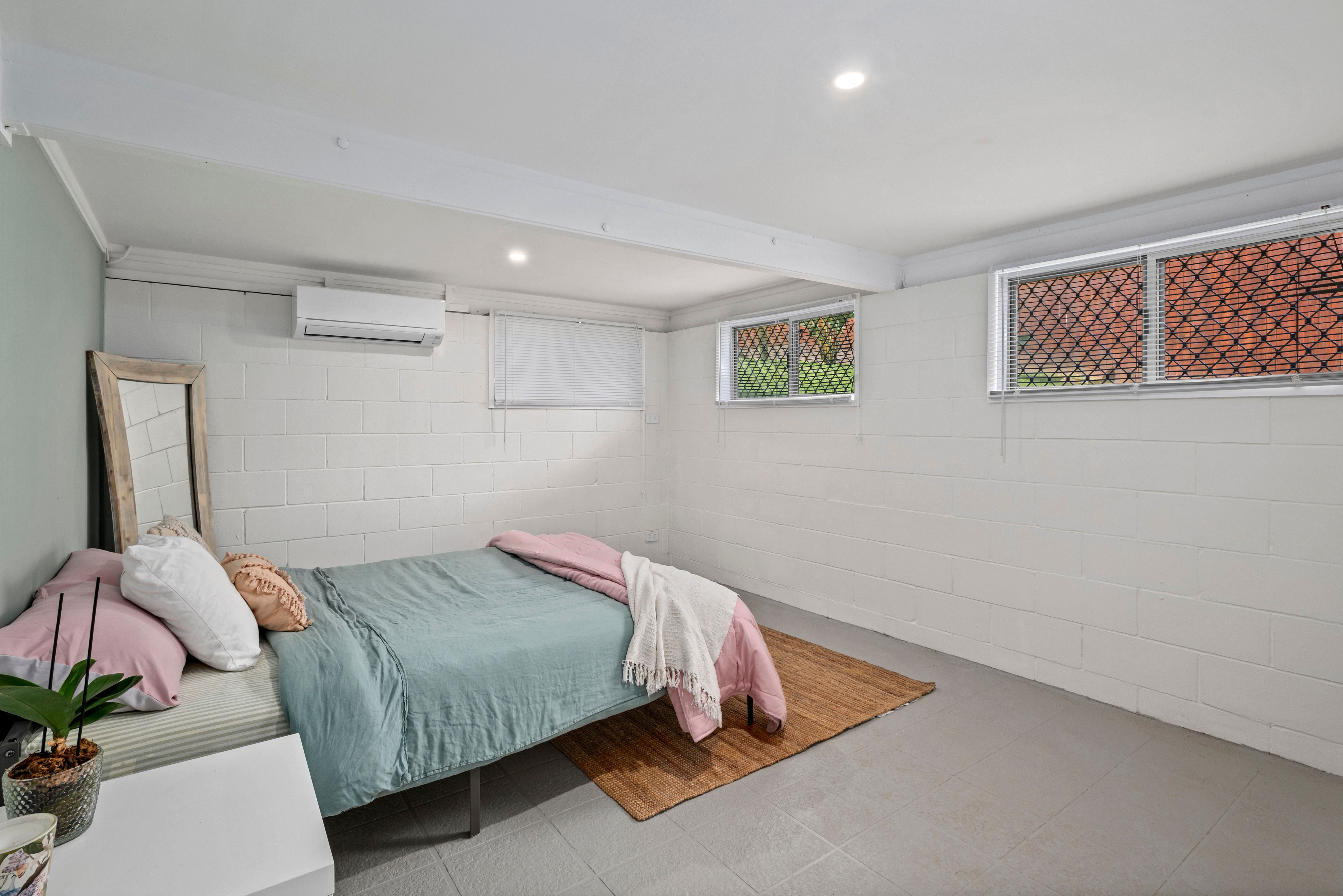 15 Yvonne Street — photo 15 of 26