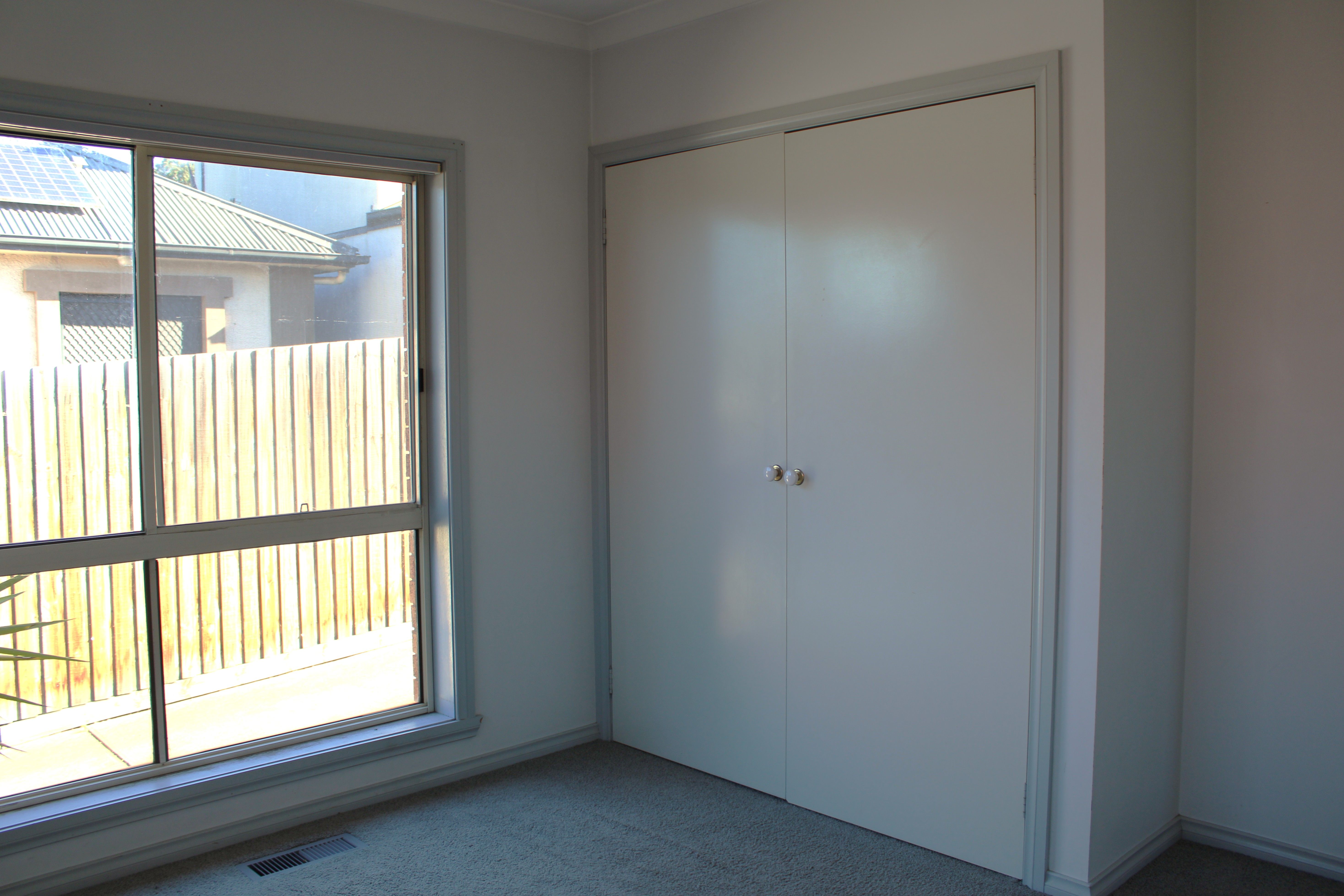 2/76C Purinuan Road — photo 7 of 13