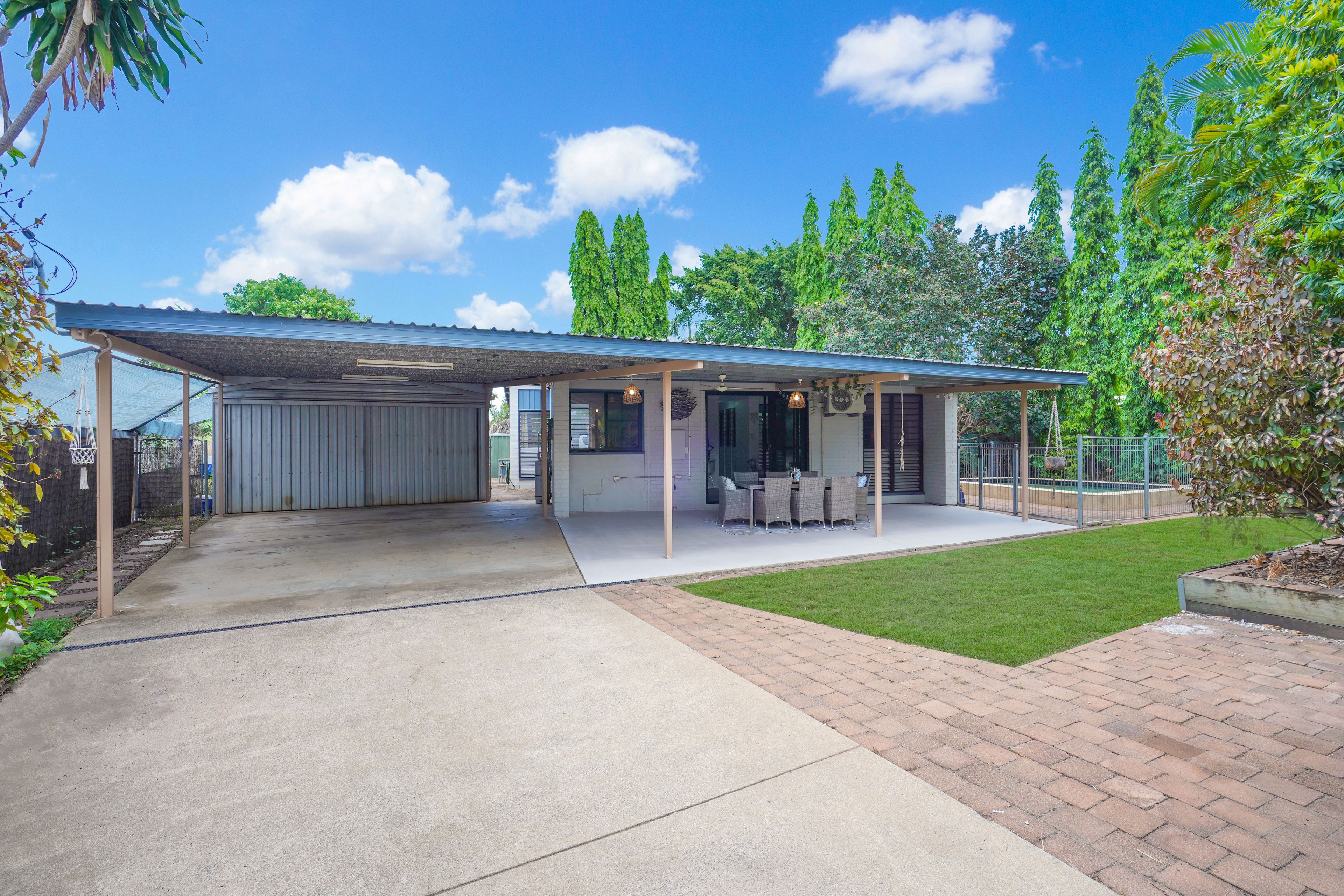 23 Thompson Crescent, Moil NT 0810