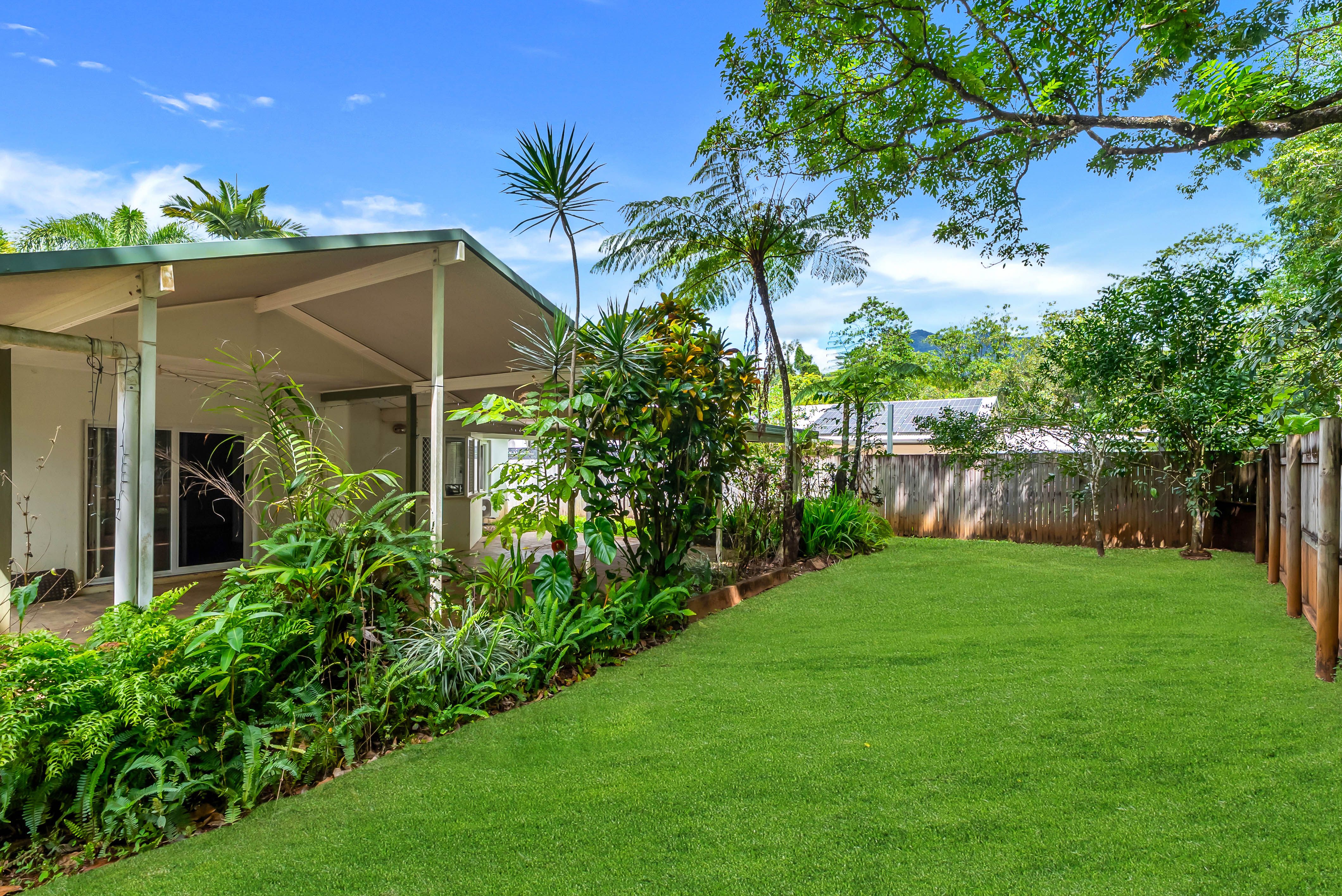 13 Compton Court — photo 15 of 18