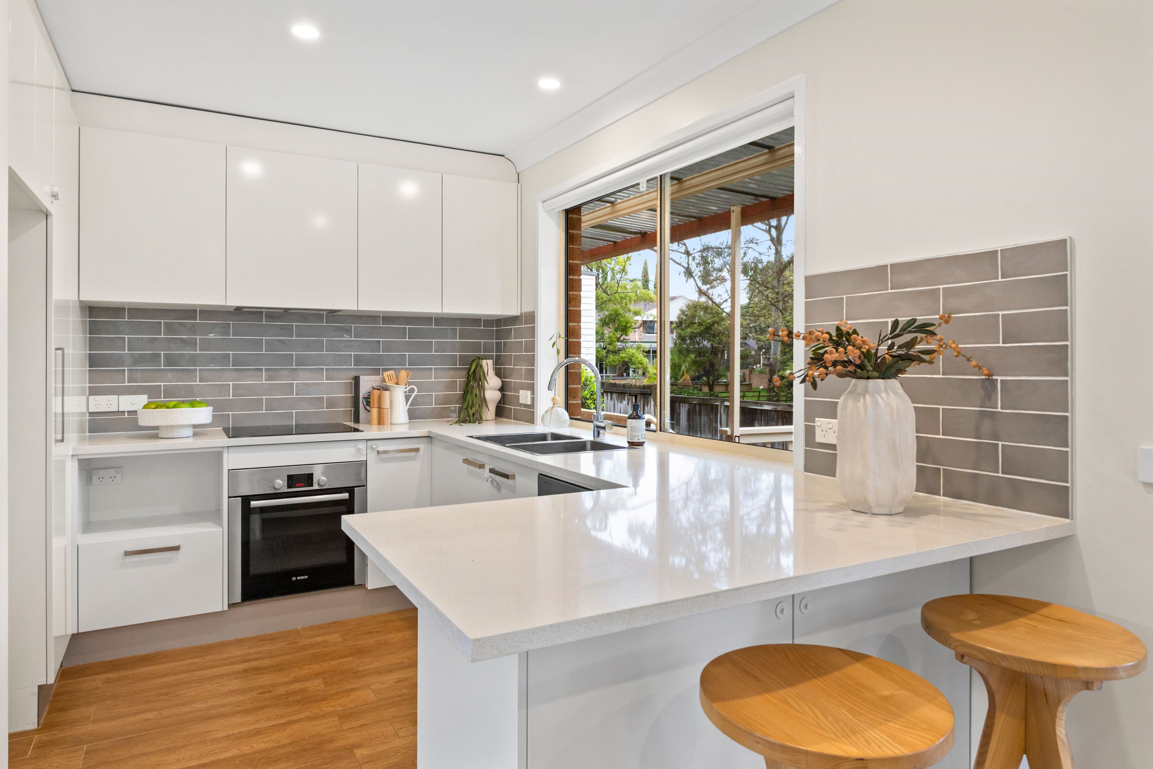 35a Duffy Avenue — photo 3 of 11