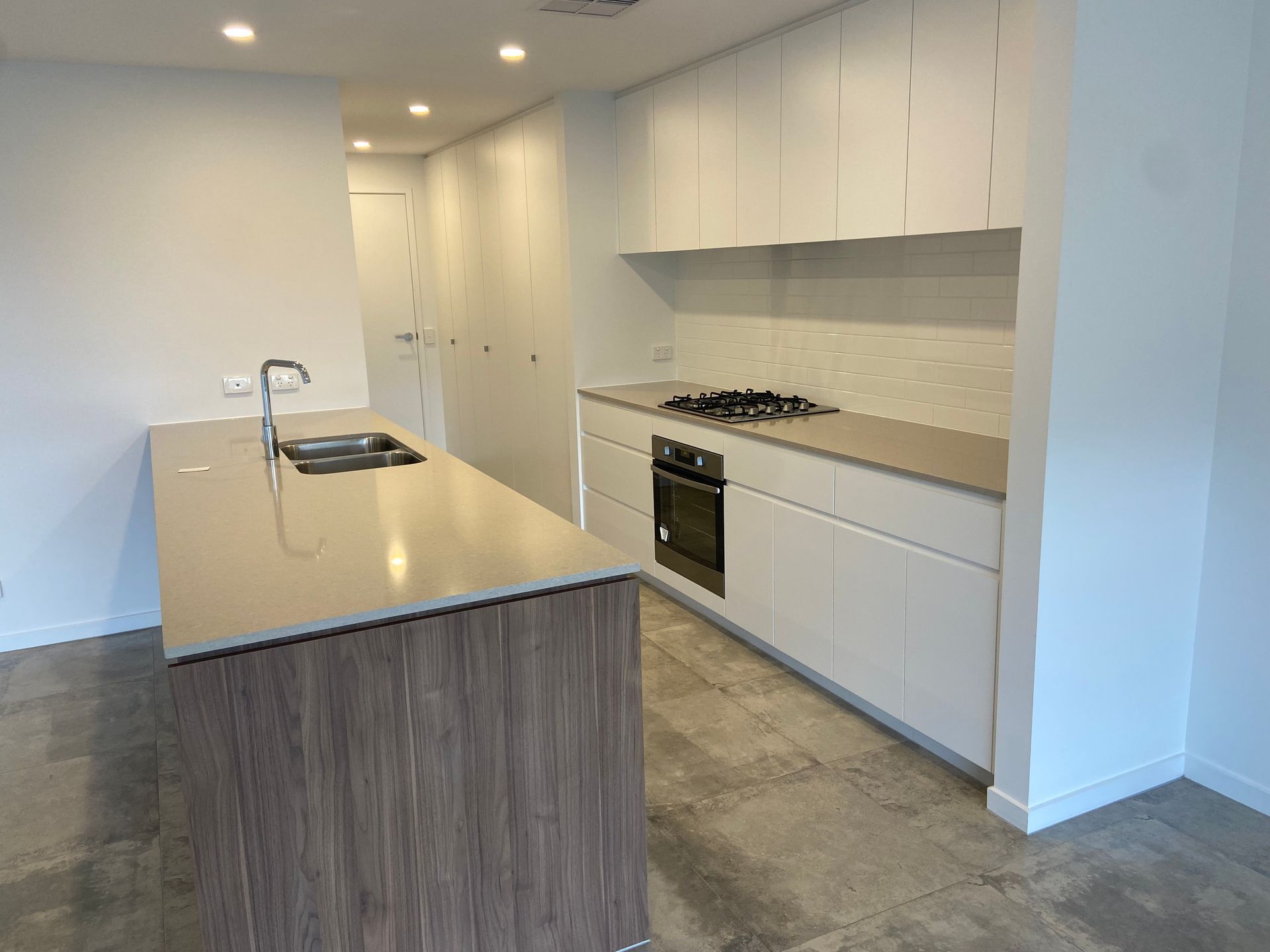 31/2 Flametree Circuit, Arundel, QLD 4214
