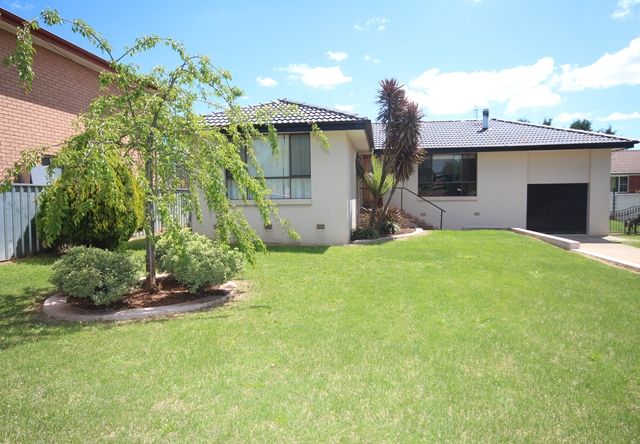 125 Curtis Street, Oberon NSW 2787