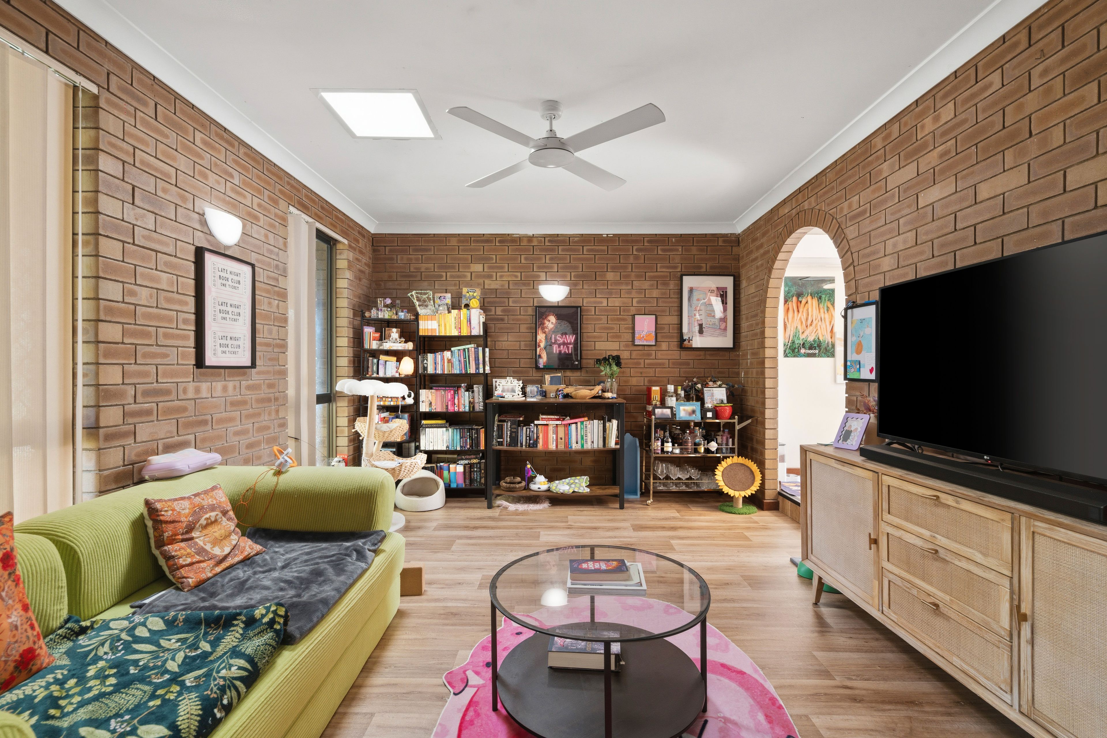 14A Grantham Place — photo 8 of 24