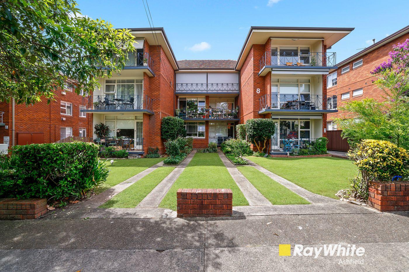 8 Tintern Road, Ashfield NSW 2131