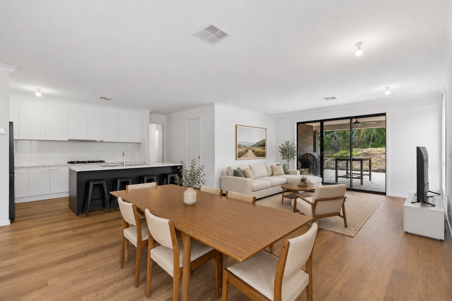 1 Hughes Place — photo 4 of 20
