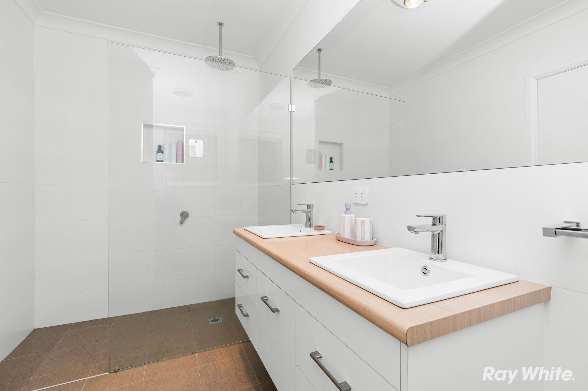 30 Lewis Street South — photo 12 of 25