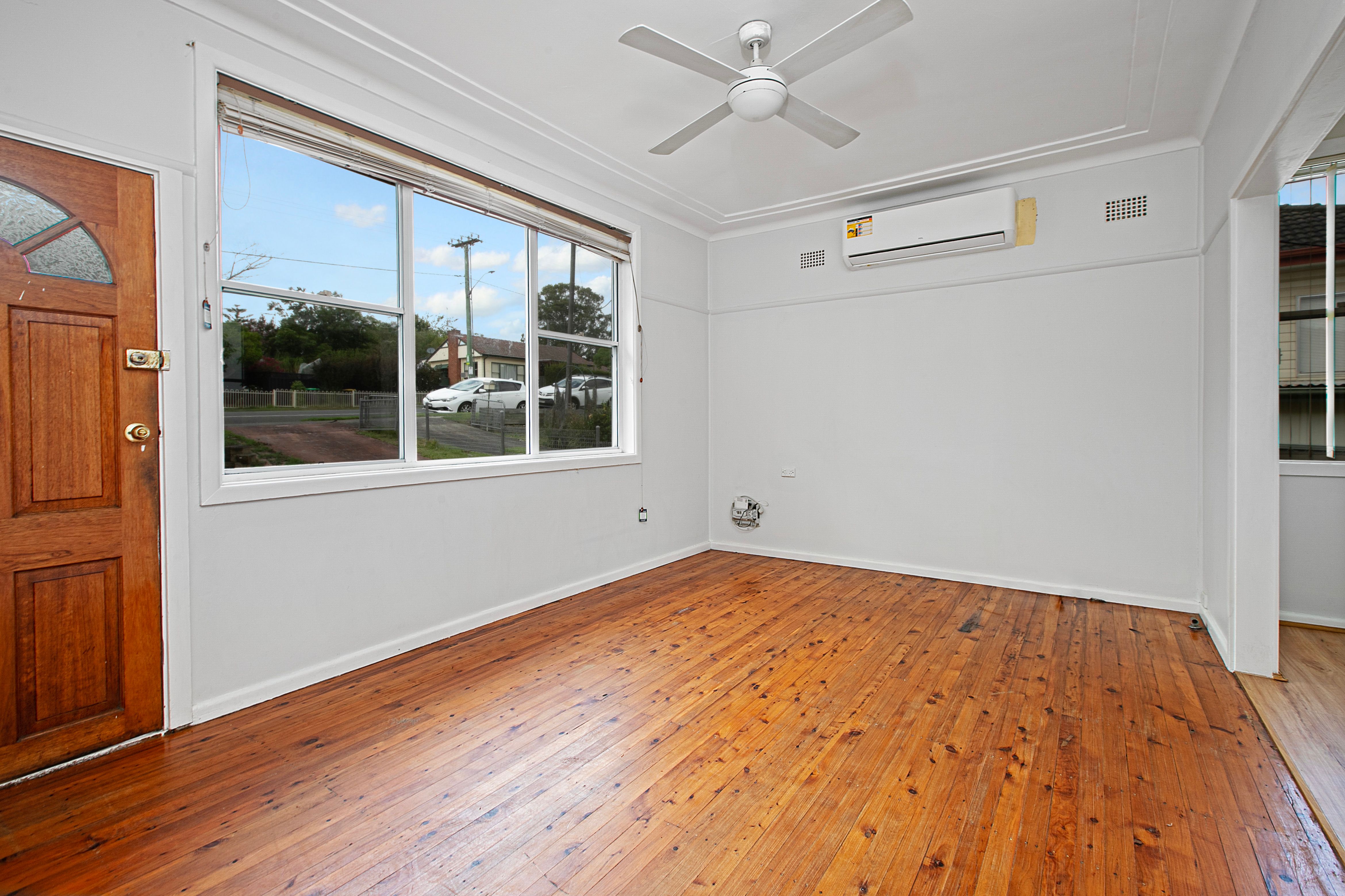 99 Lindesay Street, Campbelltown, NSW 2560