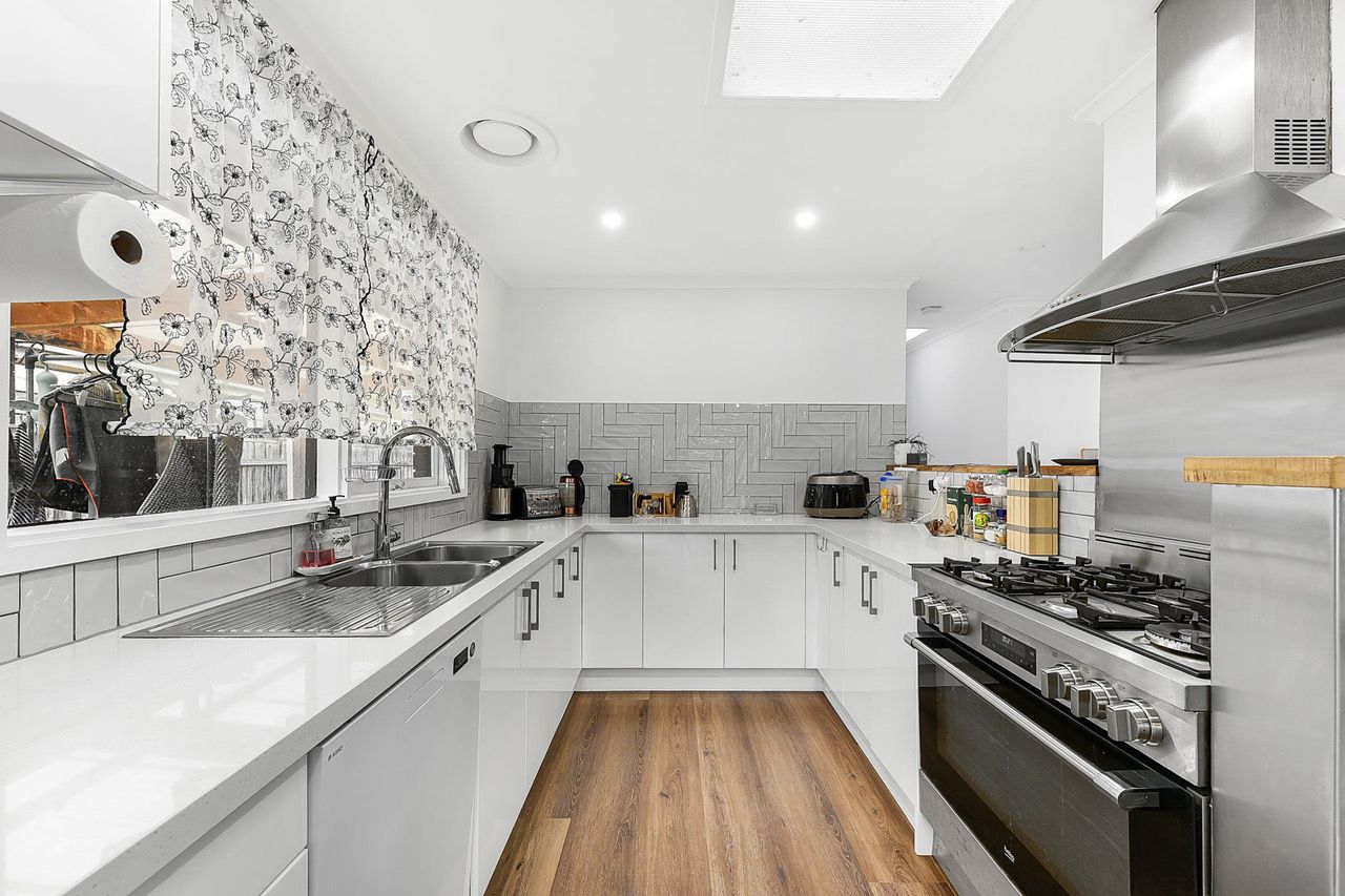 19 Delmont Court, Cranbourne, VIC 3977