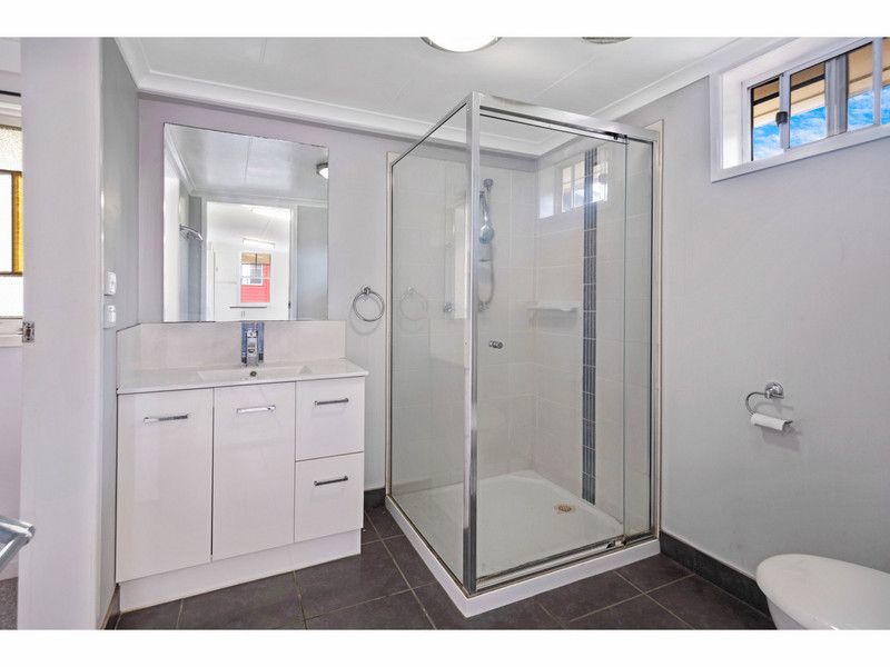 15a Main Street, Park Avenue, QLD 4701