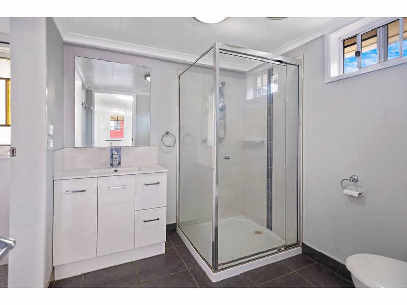 15a Main Street, Park Avenue, QLD 4701