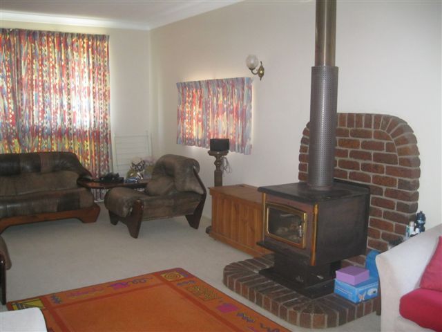 9 Bingara Street, Mount Lofty, QLD 4350