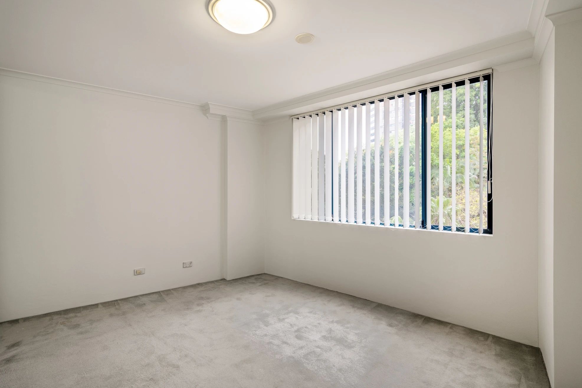 61/120 Saunders Street — photo 3 of 7