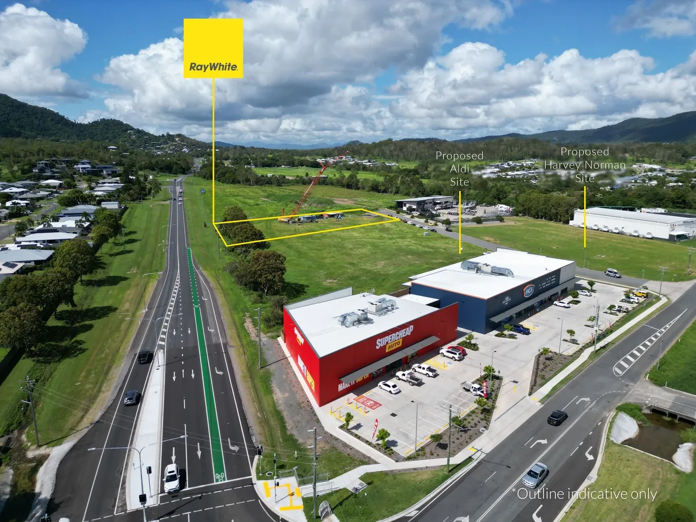 17-19 Central Avenue, Cannonvale, QLD 4802