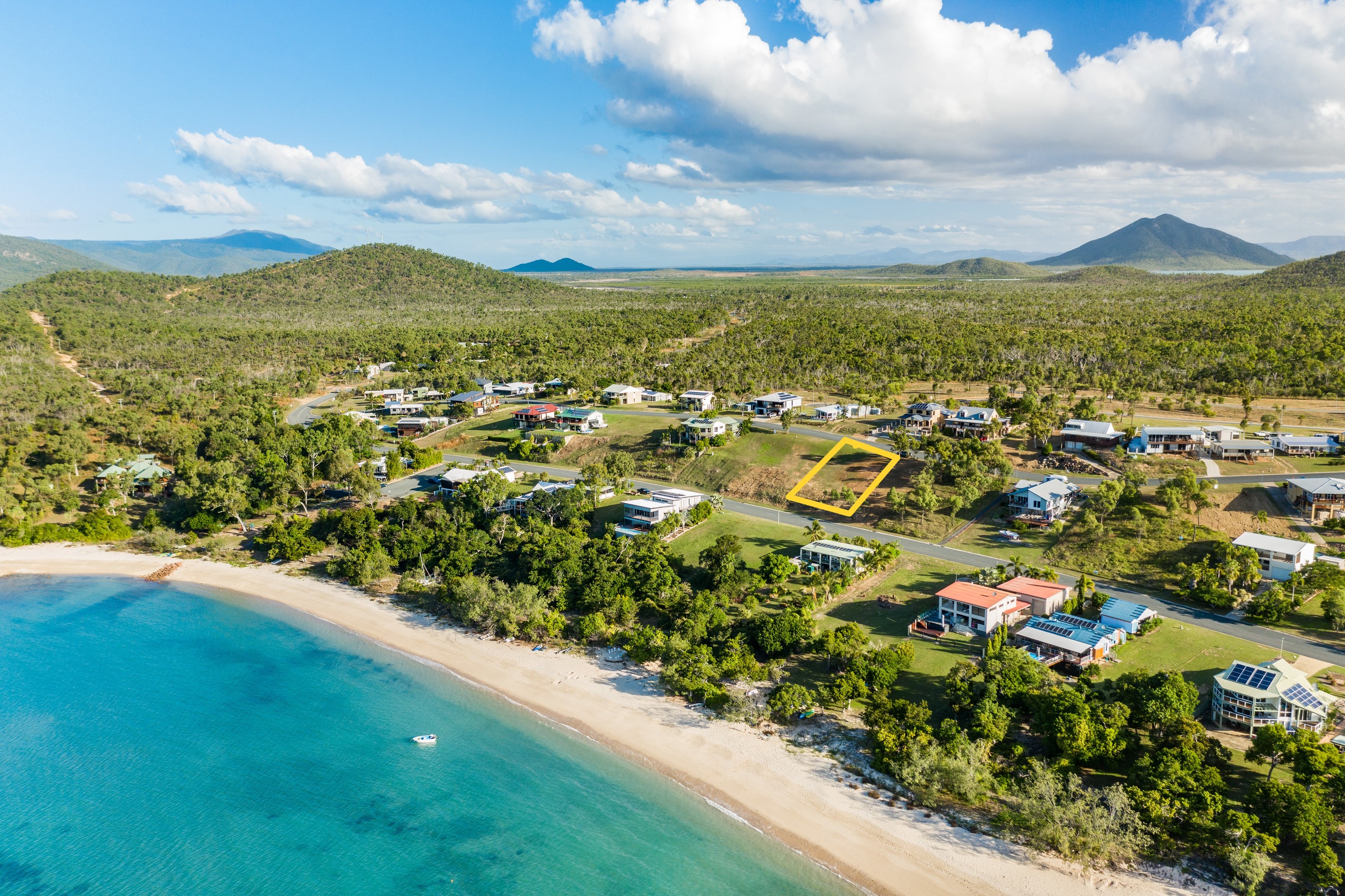 23 Gloucester Avenue, Hideaway Bay, QLD 4800