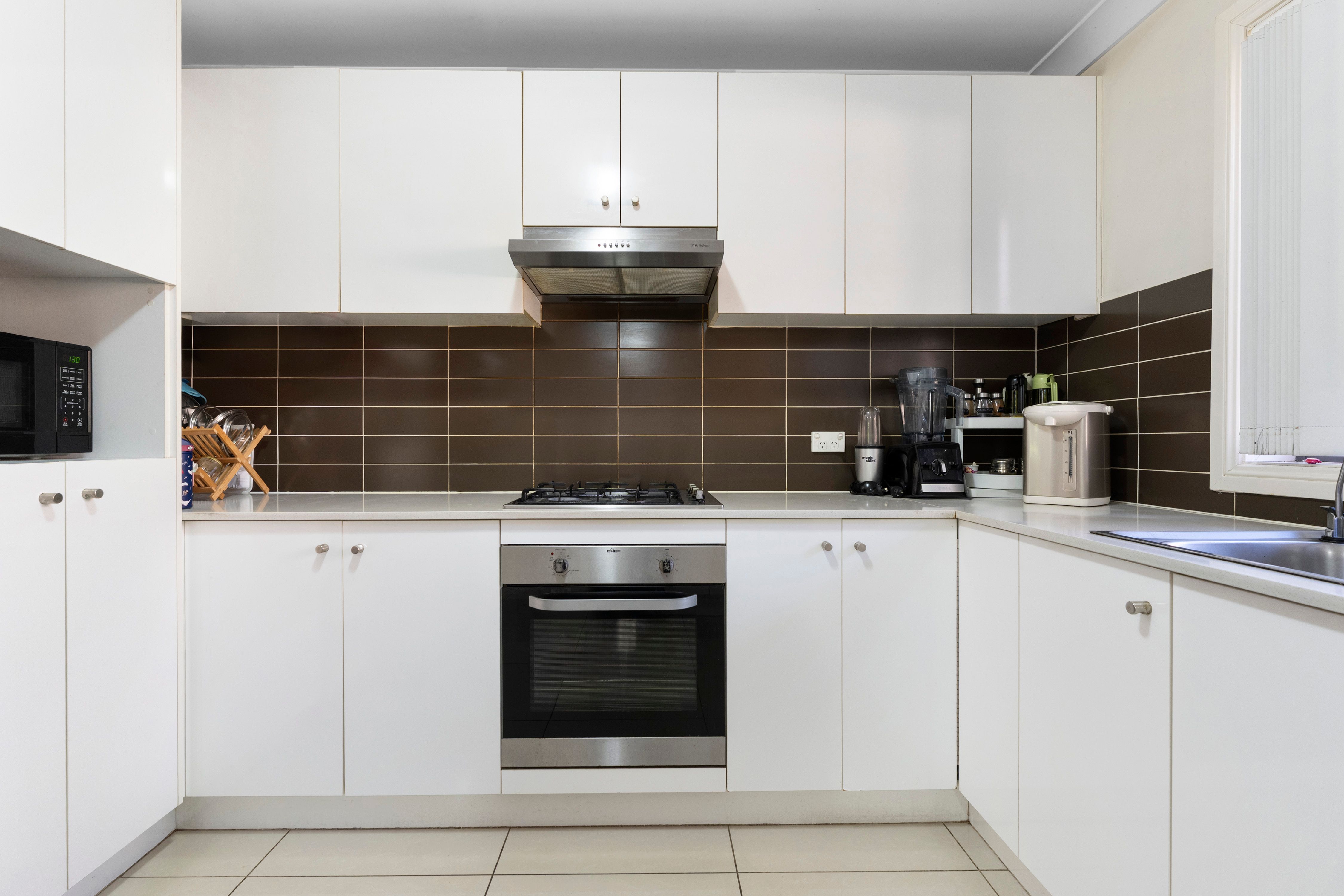 11/36 Allawah Street — photo 5 of 17