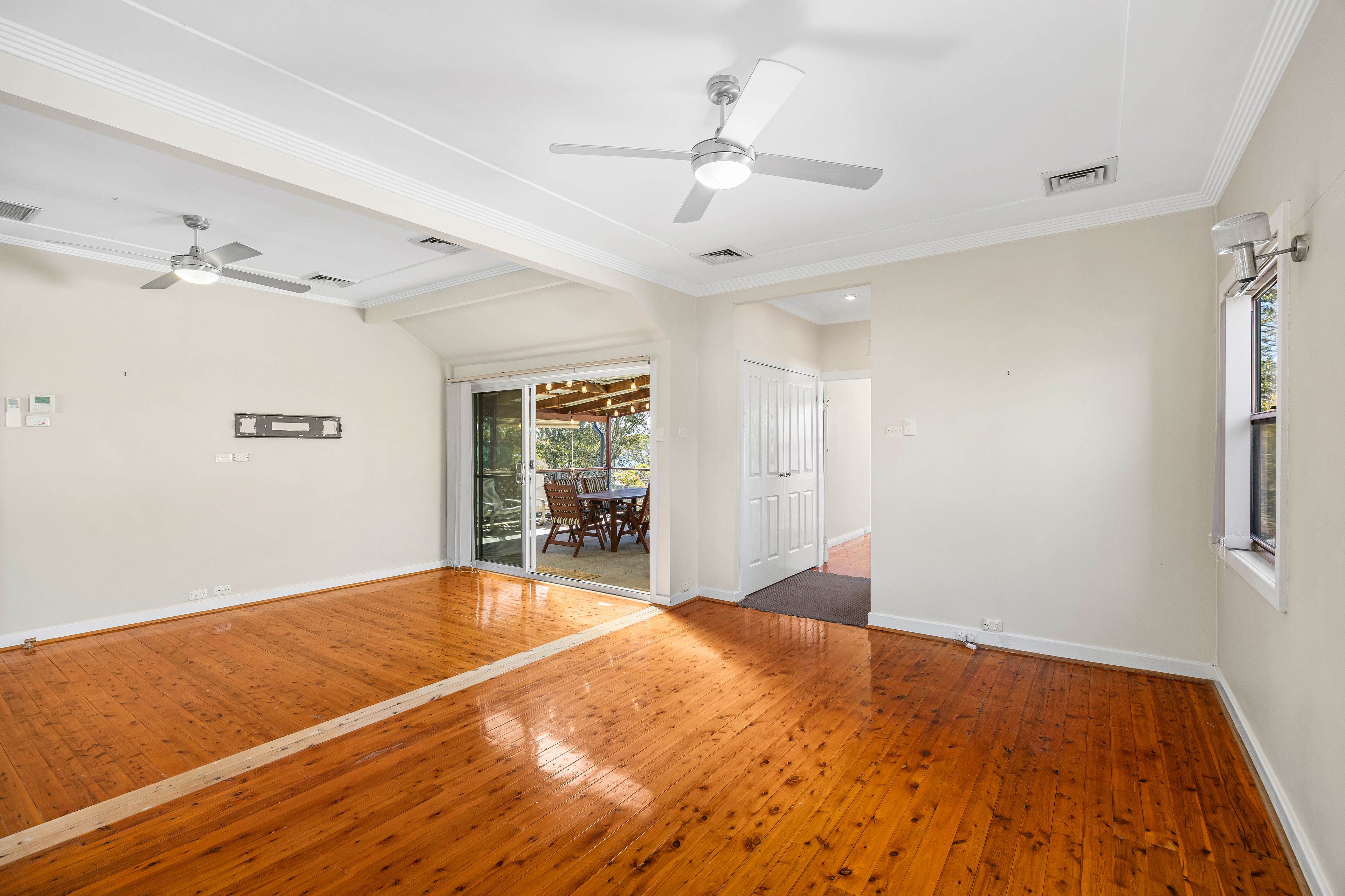 241 Skye Point Road — photo 4 of 18