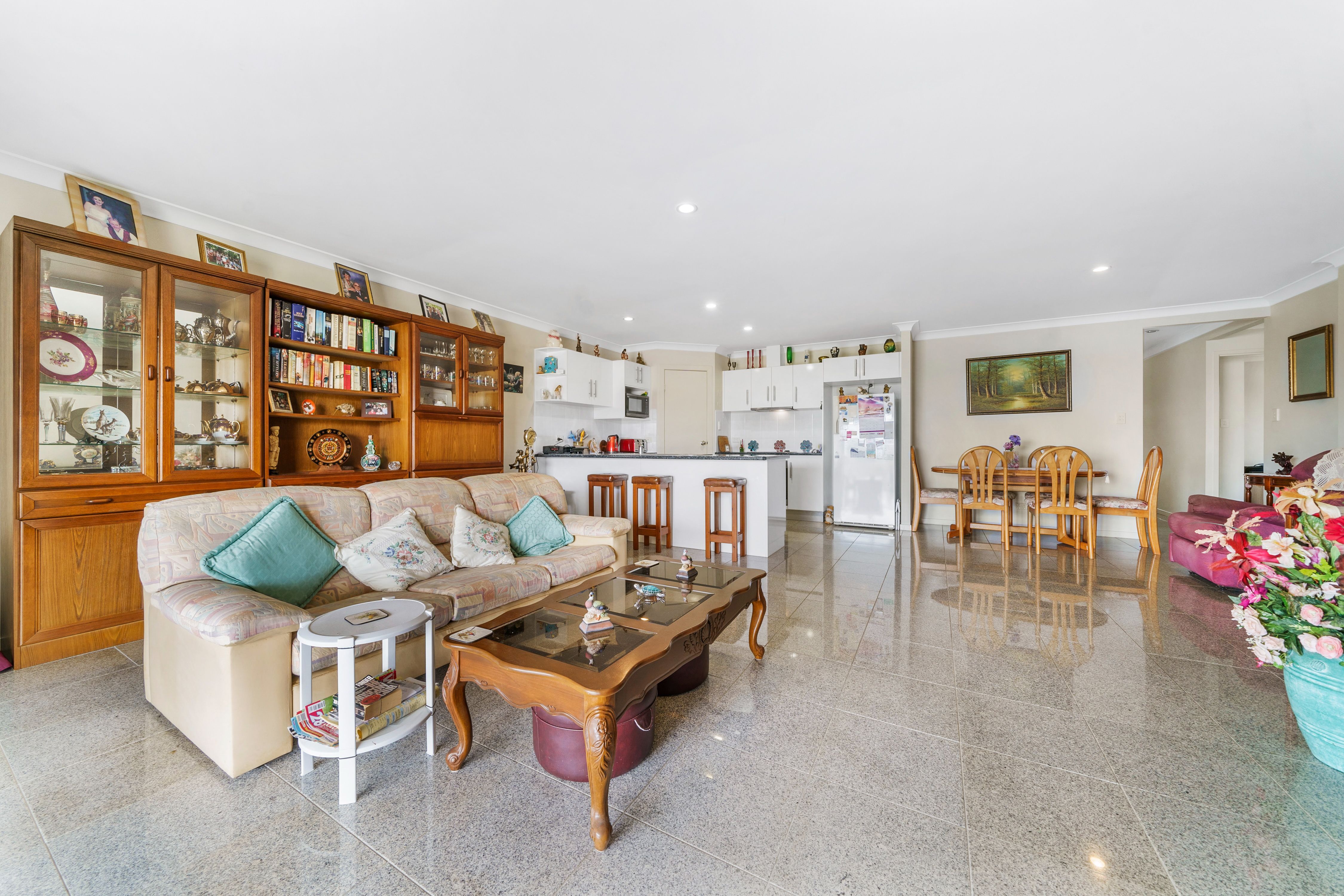 1/20 Charlton Place, Regents Park, QLD 4118